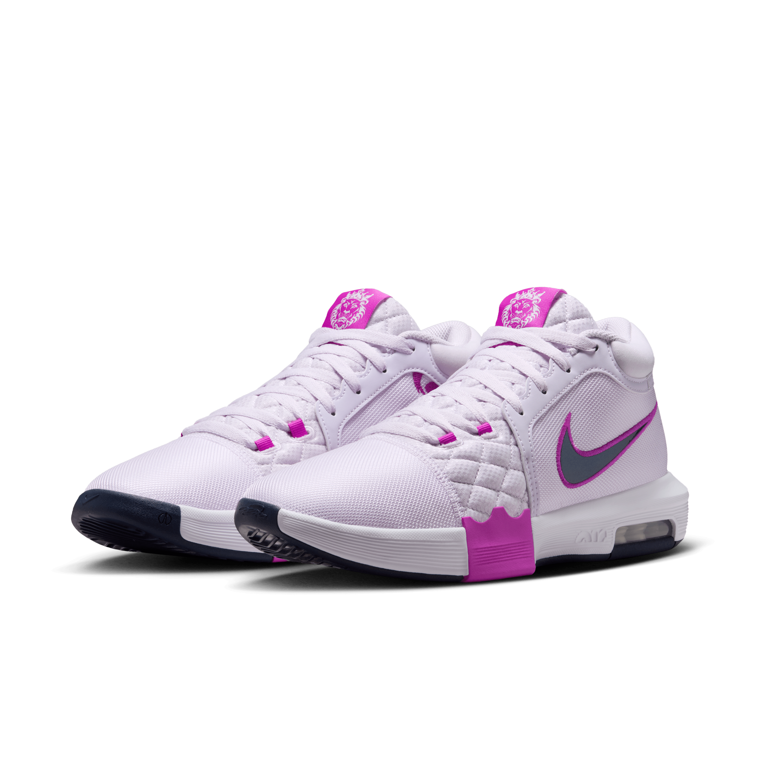 LeBron Witness VIII Basketball Shoes