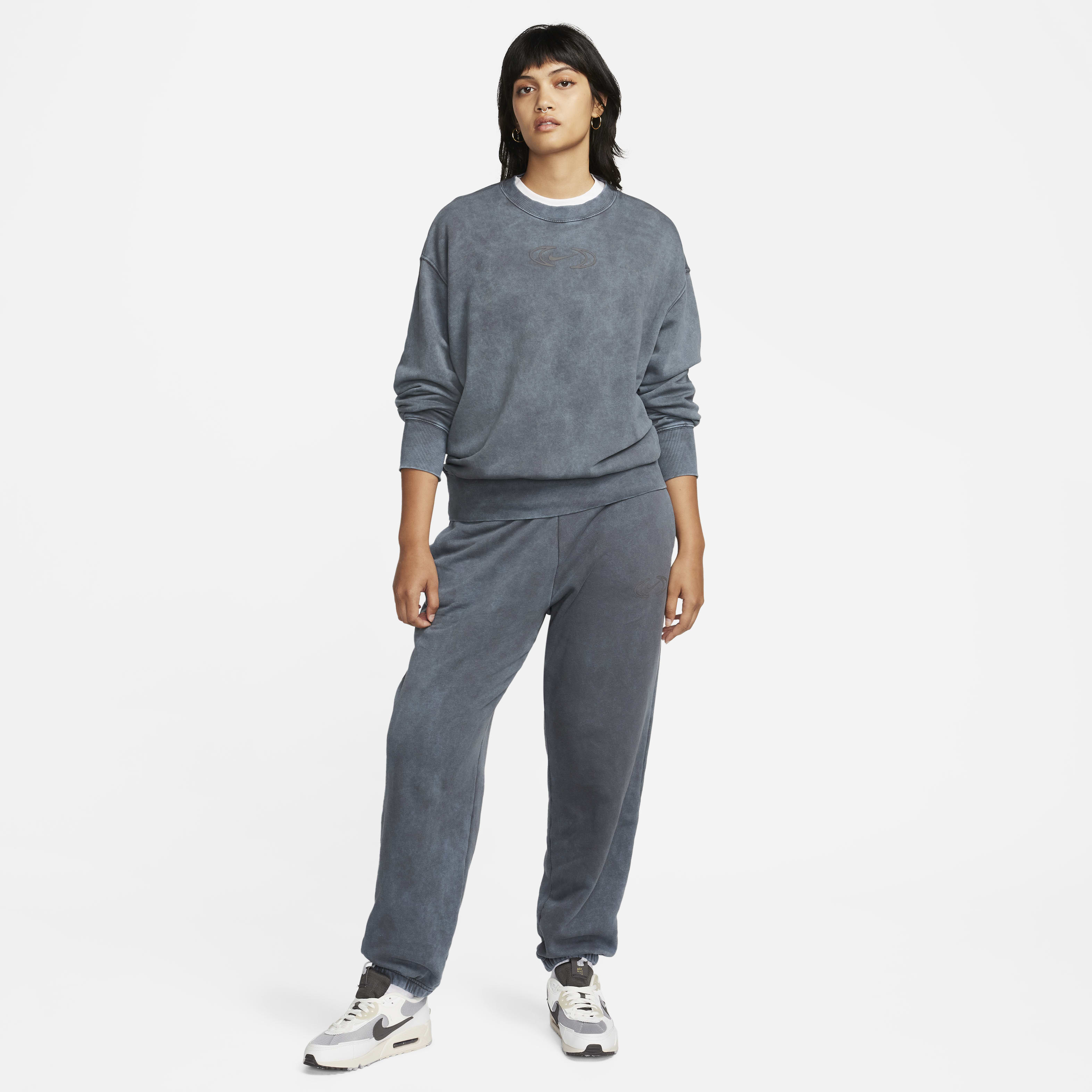 Nike Sportswear Phoenix Fleece Women's Oversized Crew-Neck Sweatshirt