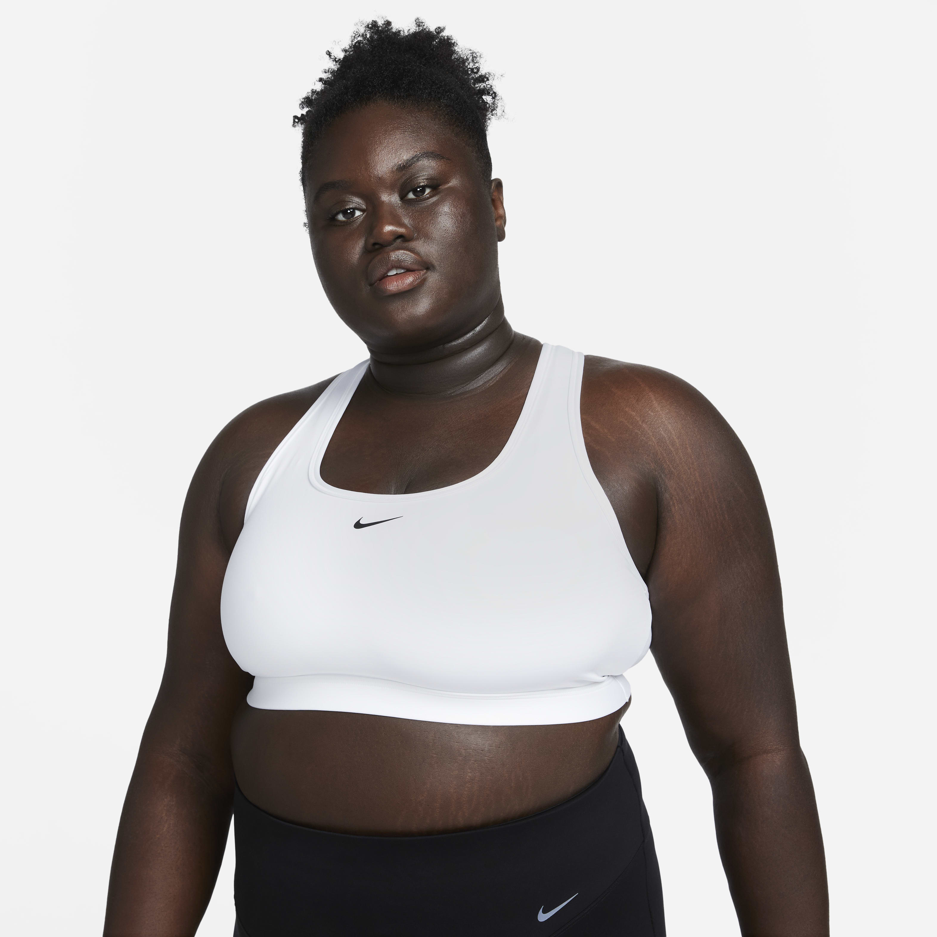 Nike Swoosh Light Support Women's Non-Padded Sports Bra (Plus Size)