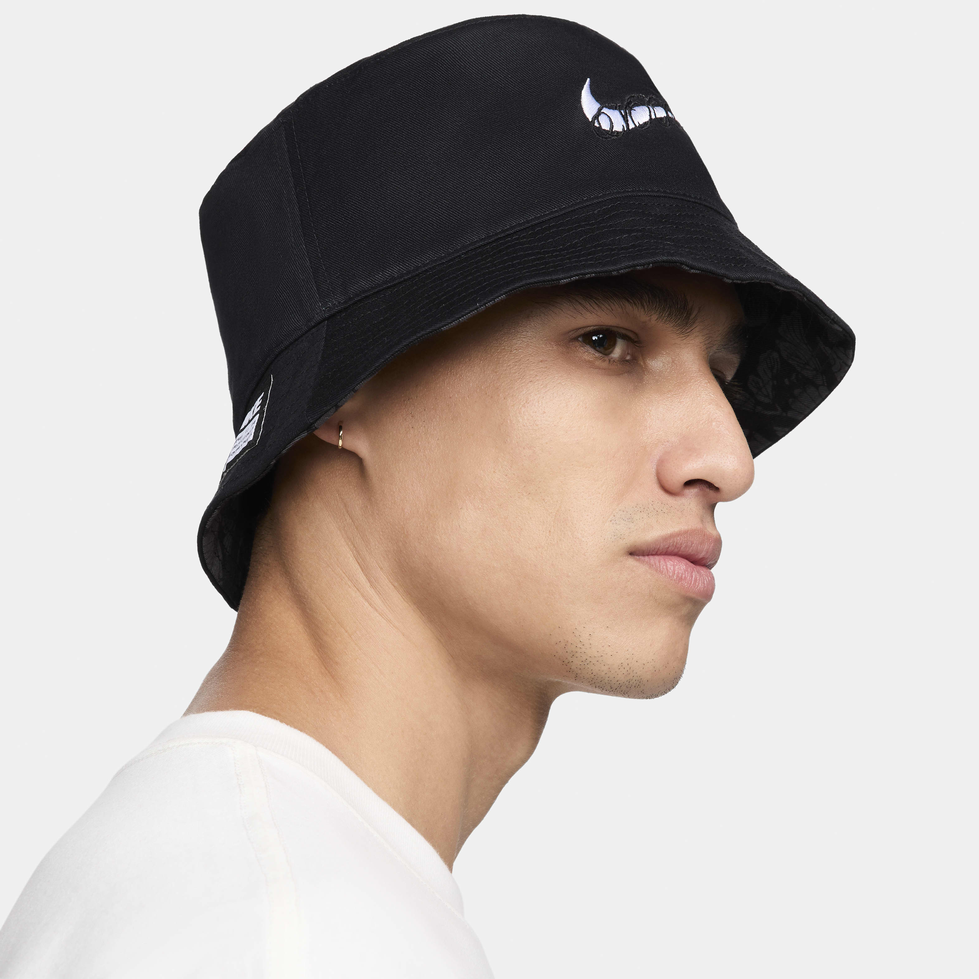 Nike Apex Reversible Bucket Hat