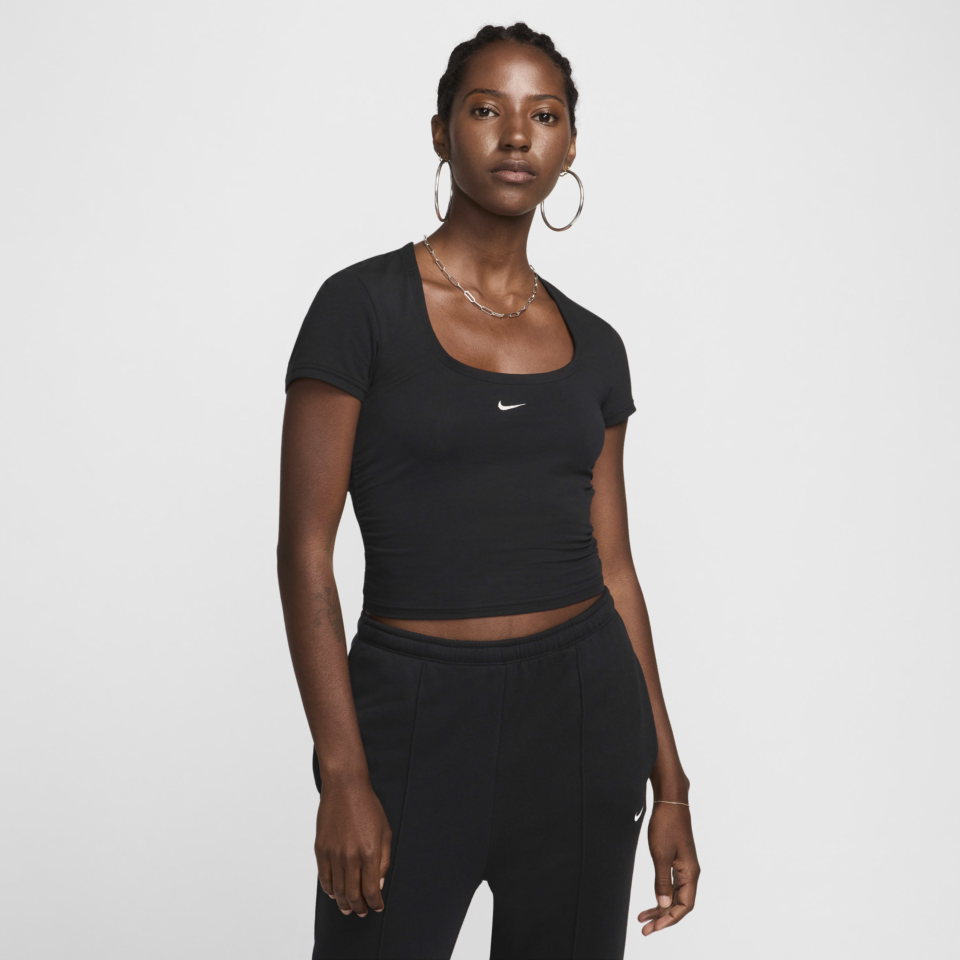 Camisola de manga curta com decote quadrado Nike Sportswear Chill Knit para mulher