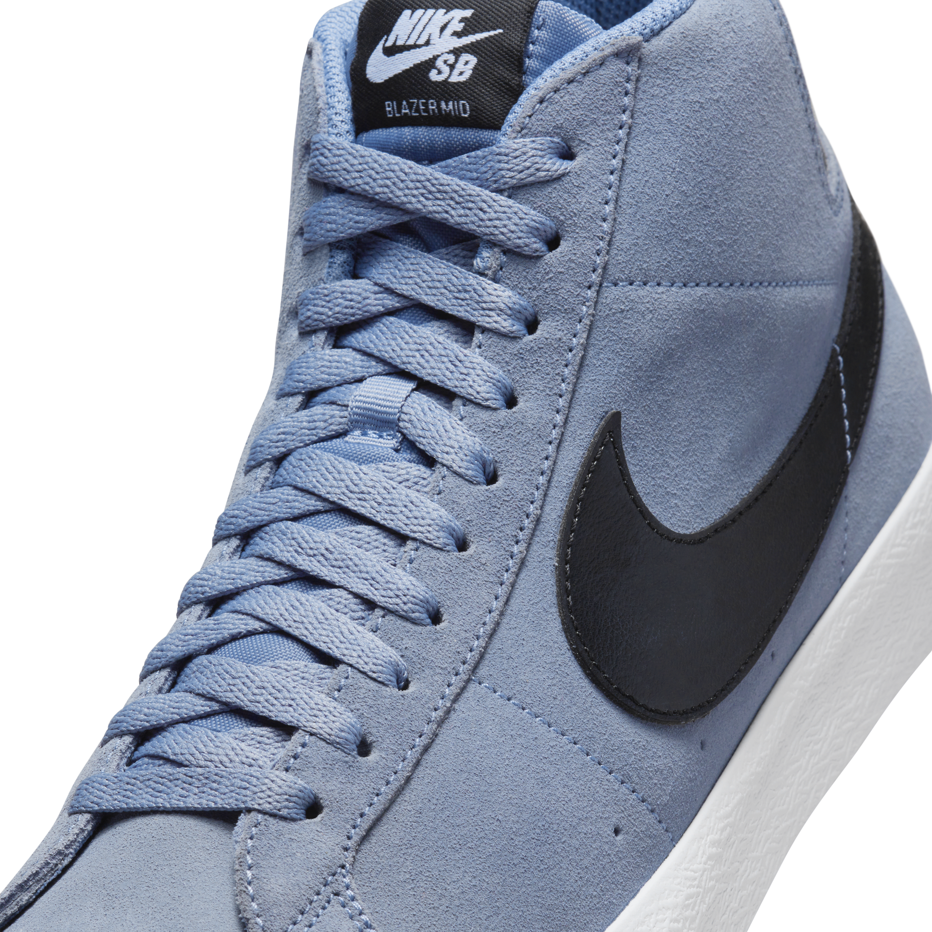 Nike SB Zoom Blazer Mid Skate Shoes