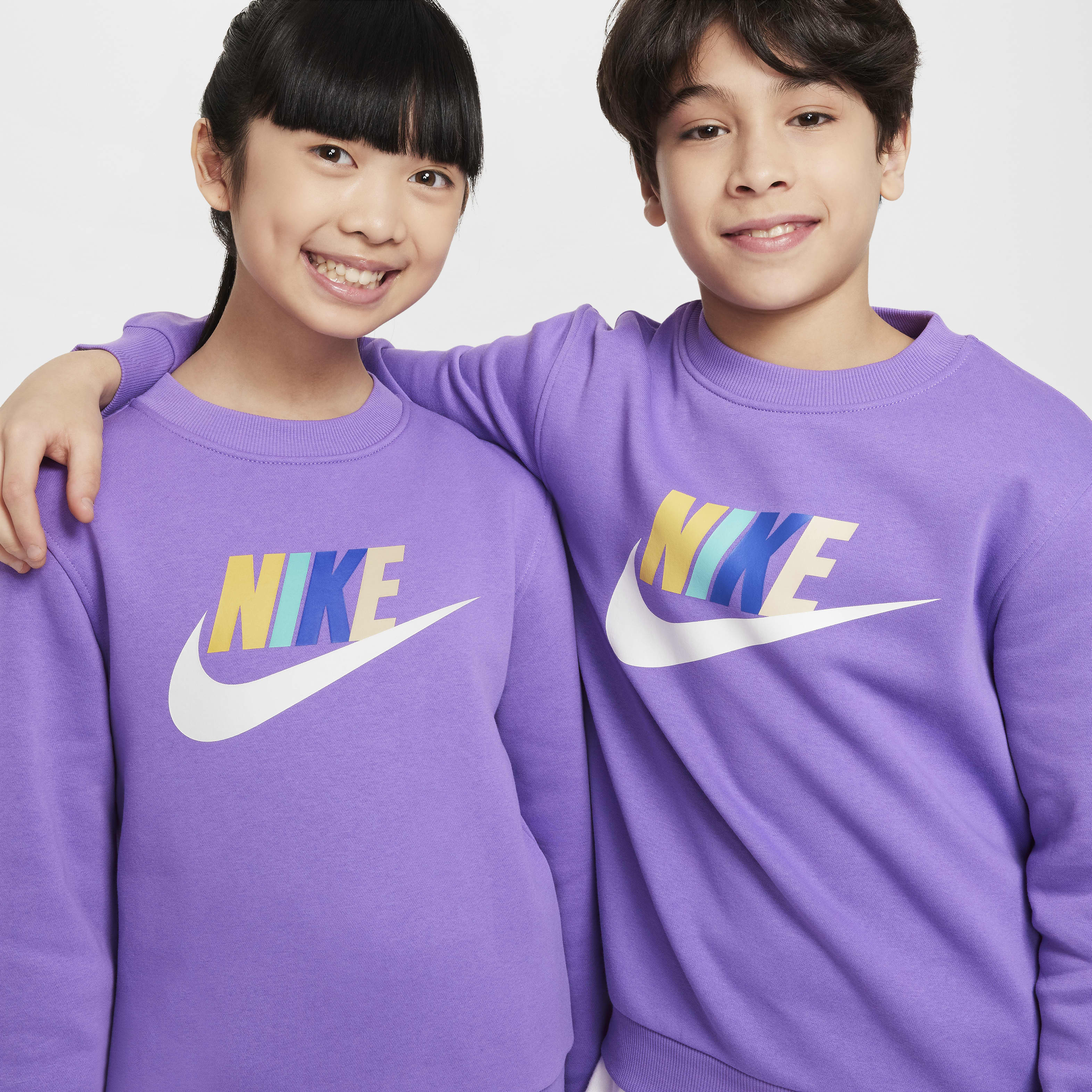 Nike Sportswear Club Fleece Big Kids' Sweatshirt