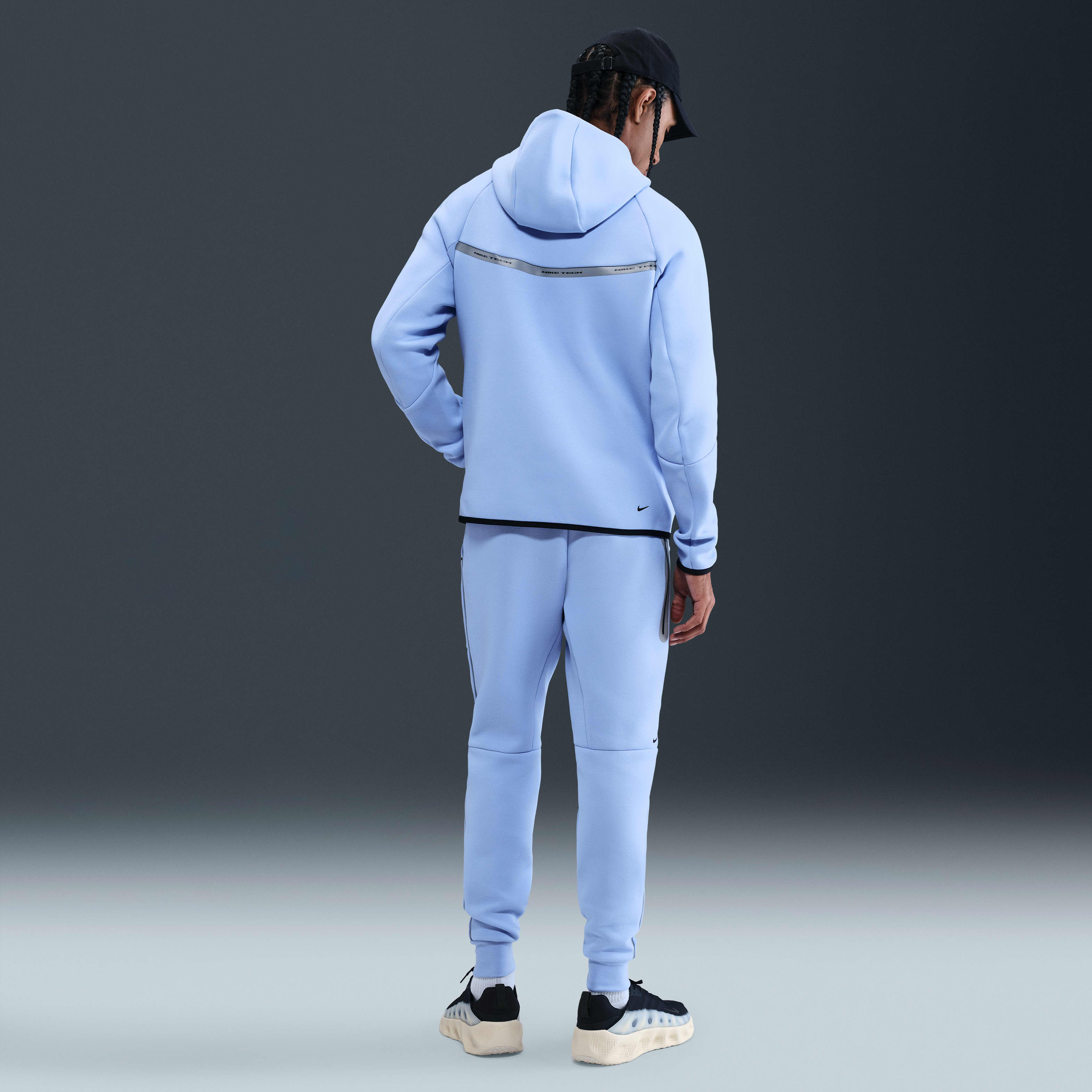 Nike Tech Men's Full-Zip Fleece Windrunner Jacket with Reflective Accents