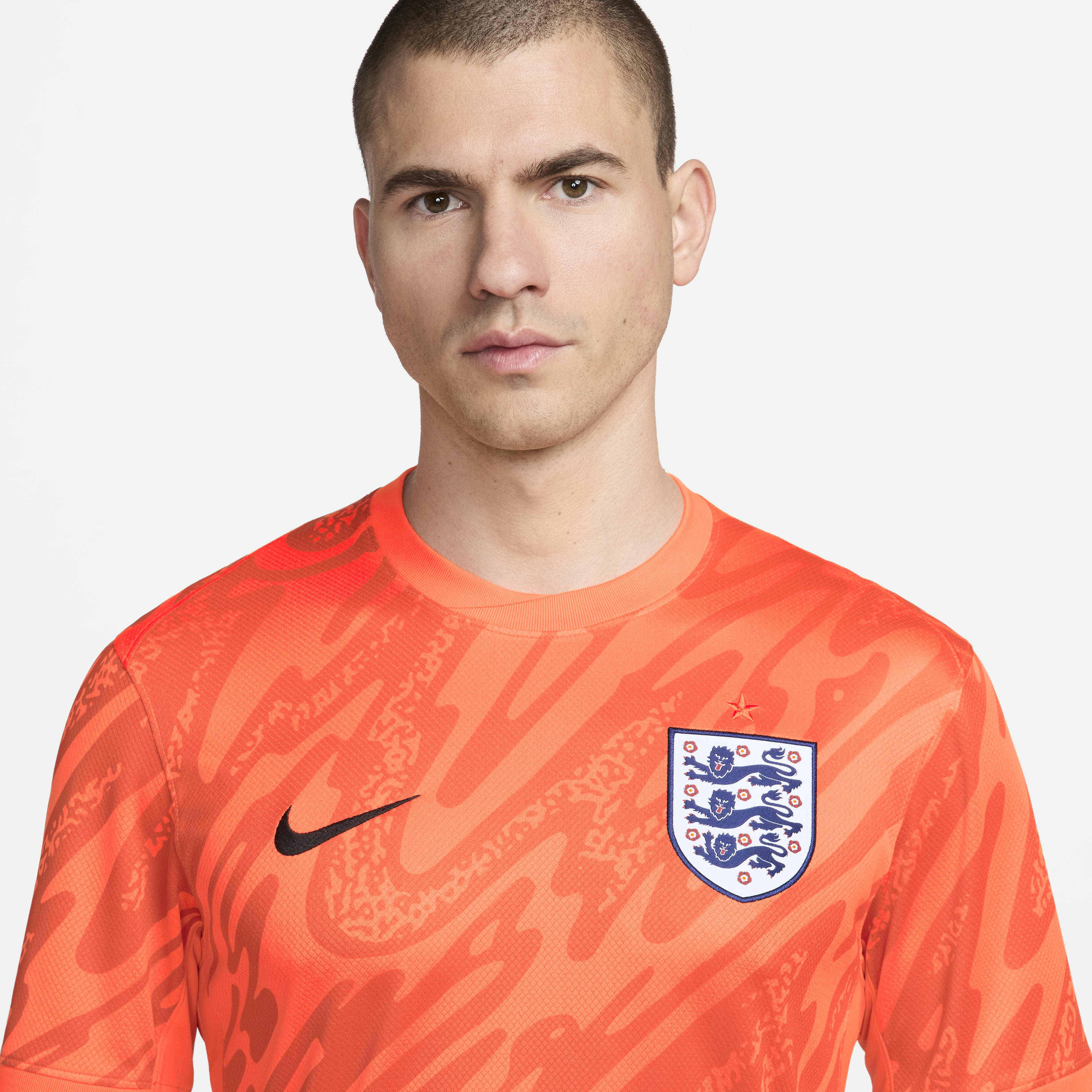 England (Men's Team) 2024/25 Stadium Goalkeeper Men's Nike Dri-FIT Soccer Replica Short-Sleeve Jersey