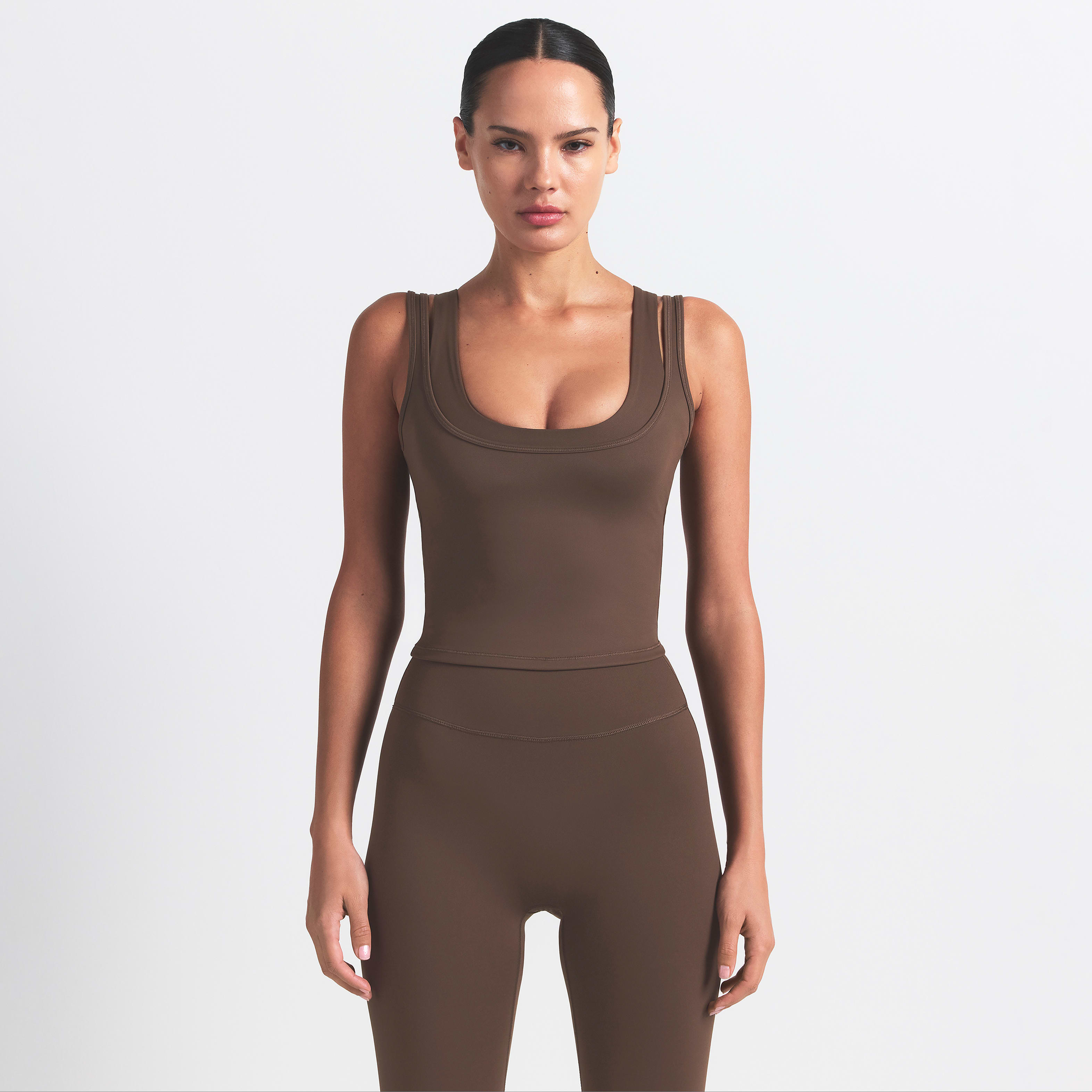 NikeSKIMS Matte Women's High-Waisted 26" Knee Grip Leggings