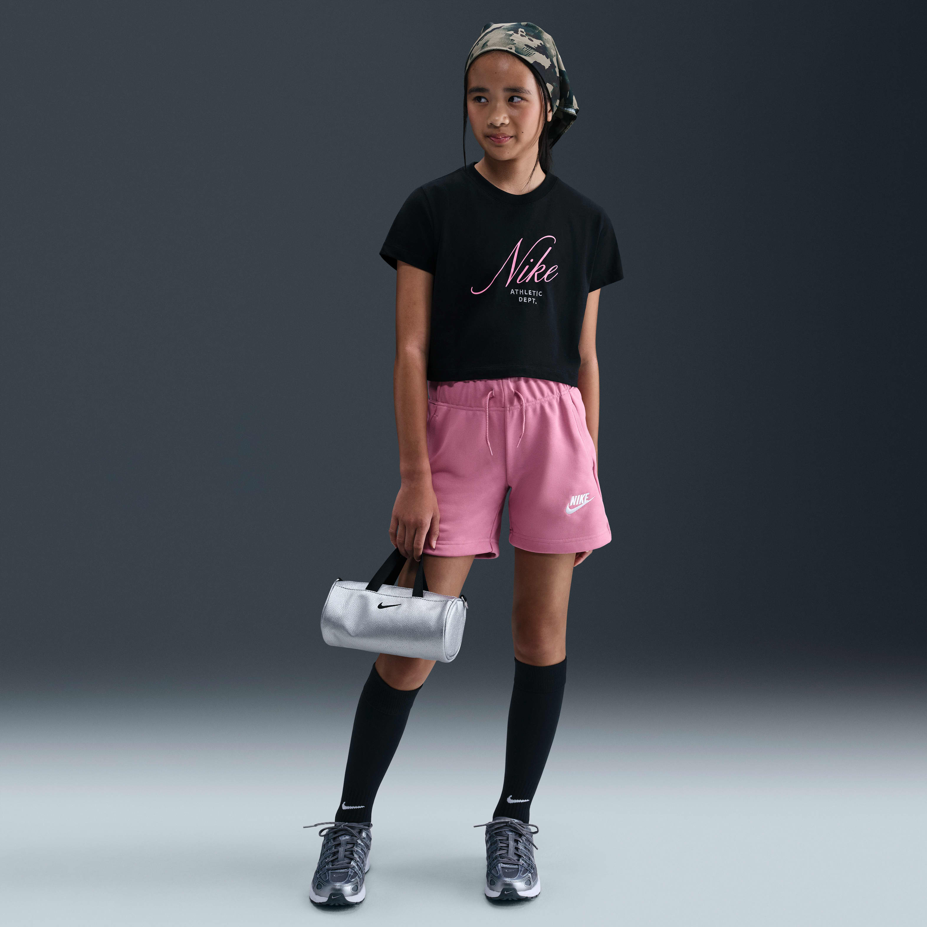 Nike Sportswear Big Kids' (Girls') Cropped T-Shirt