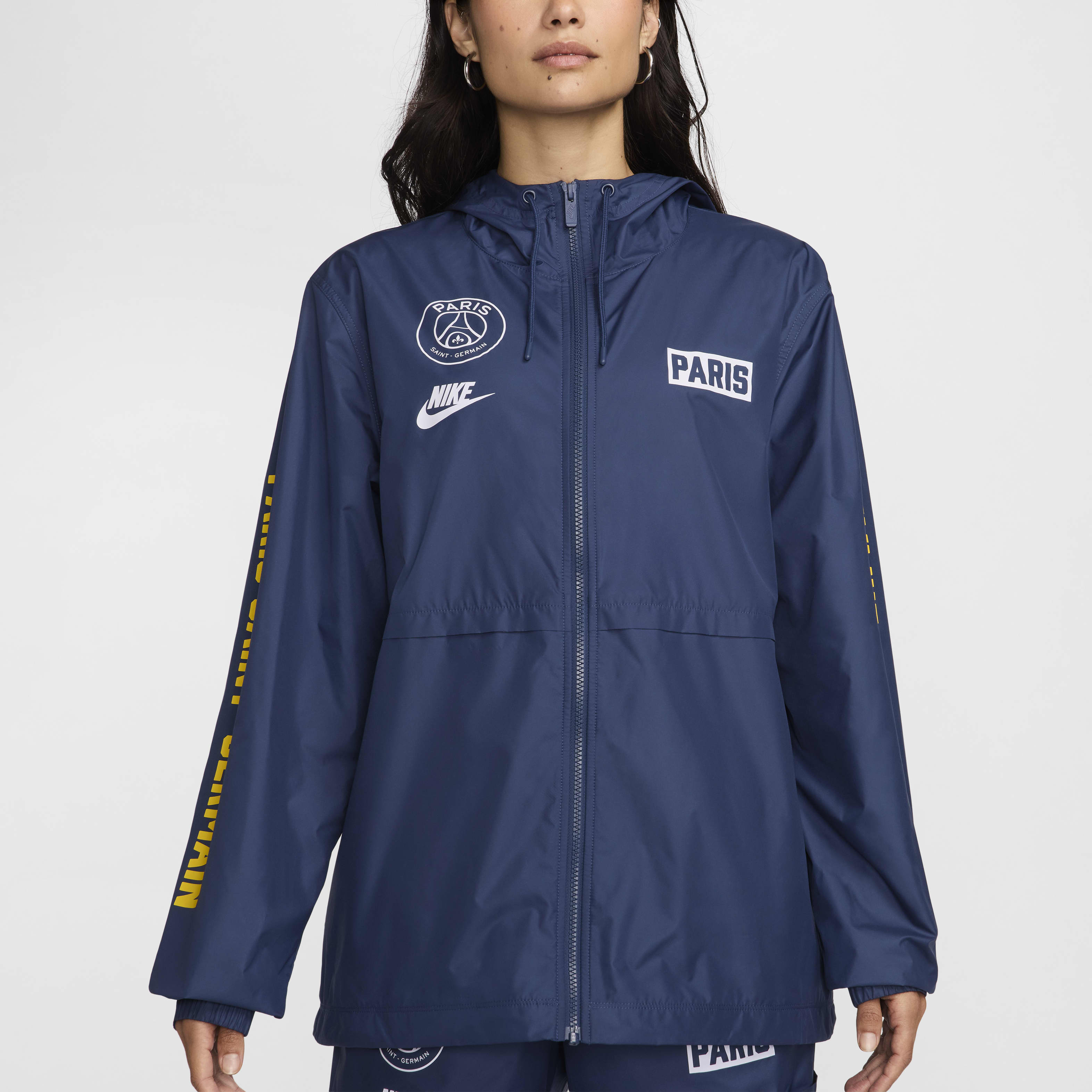 Paris Saint-Germain Essential Repel Women's Nike Soccer Woven Hooded Jacket