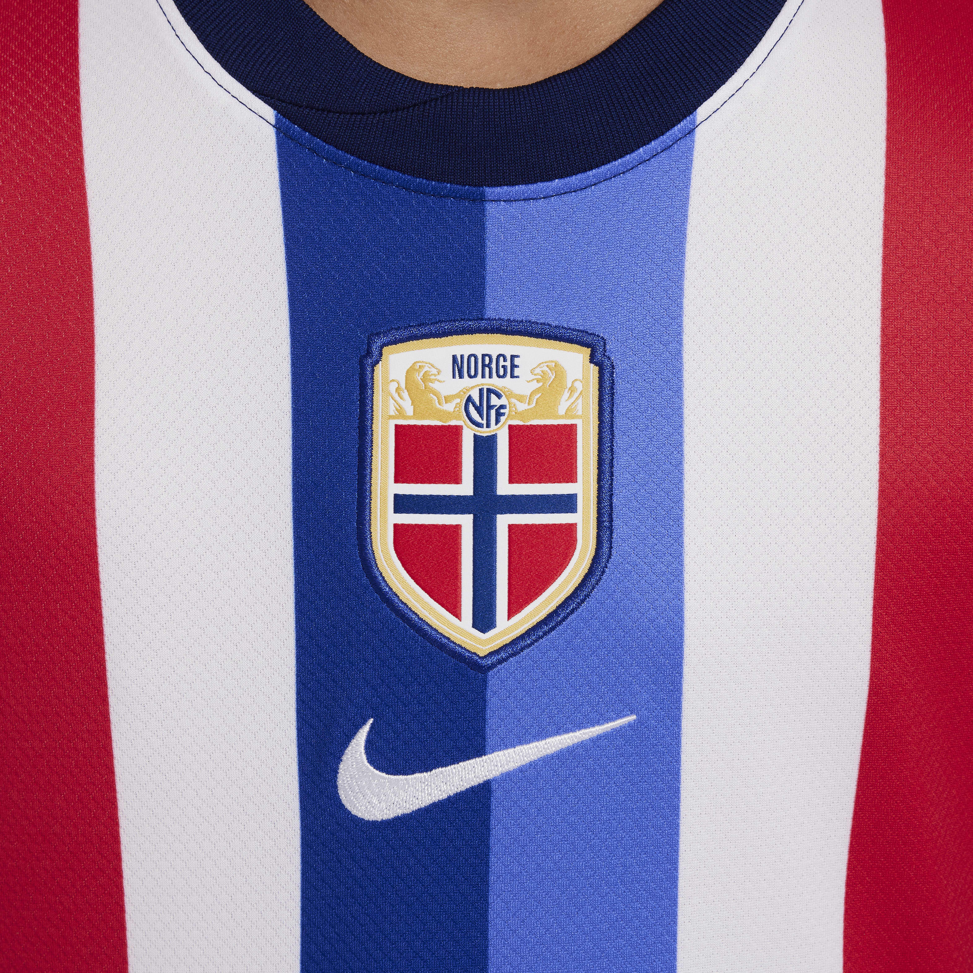 Norway (Men's Team) 2024/25 Stadium Home Big Kids' Nike Dri-FIT Soccer Replica Jersey