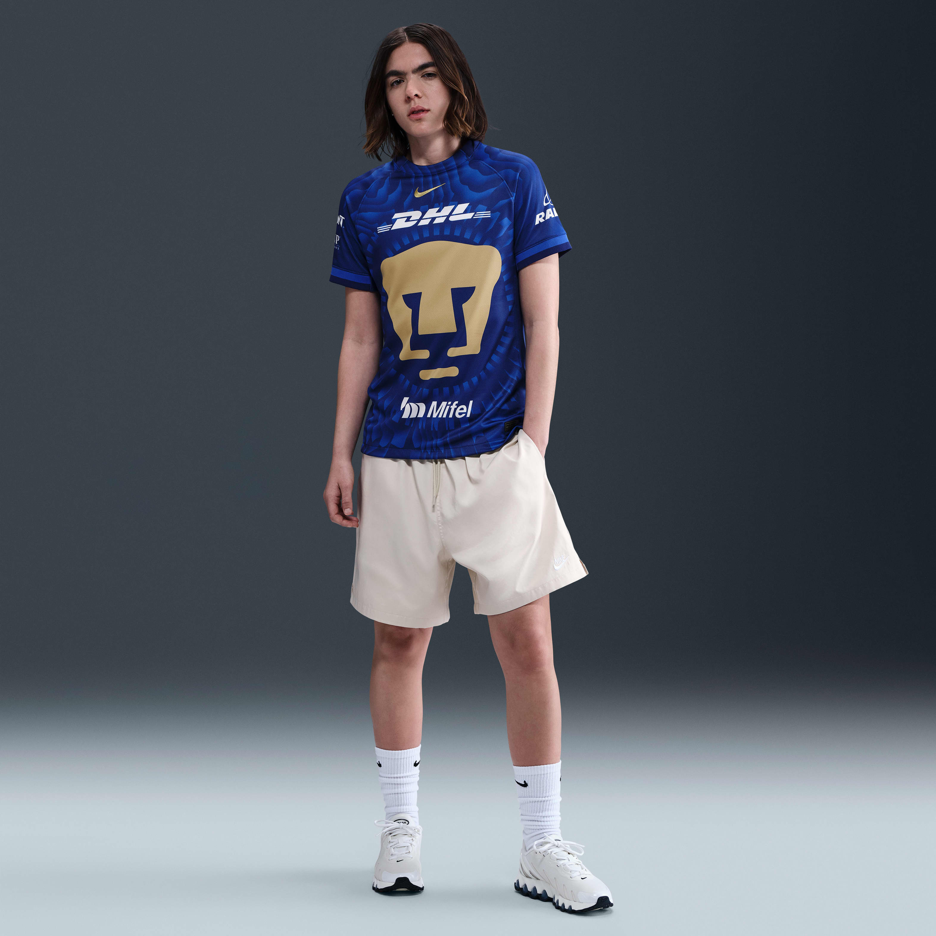 Pumas UNAM 2025/26 Stadium Away Women's Nike Dri-FIT Soccer Replica Jersey