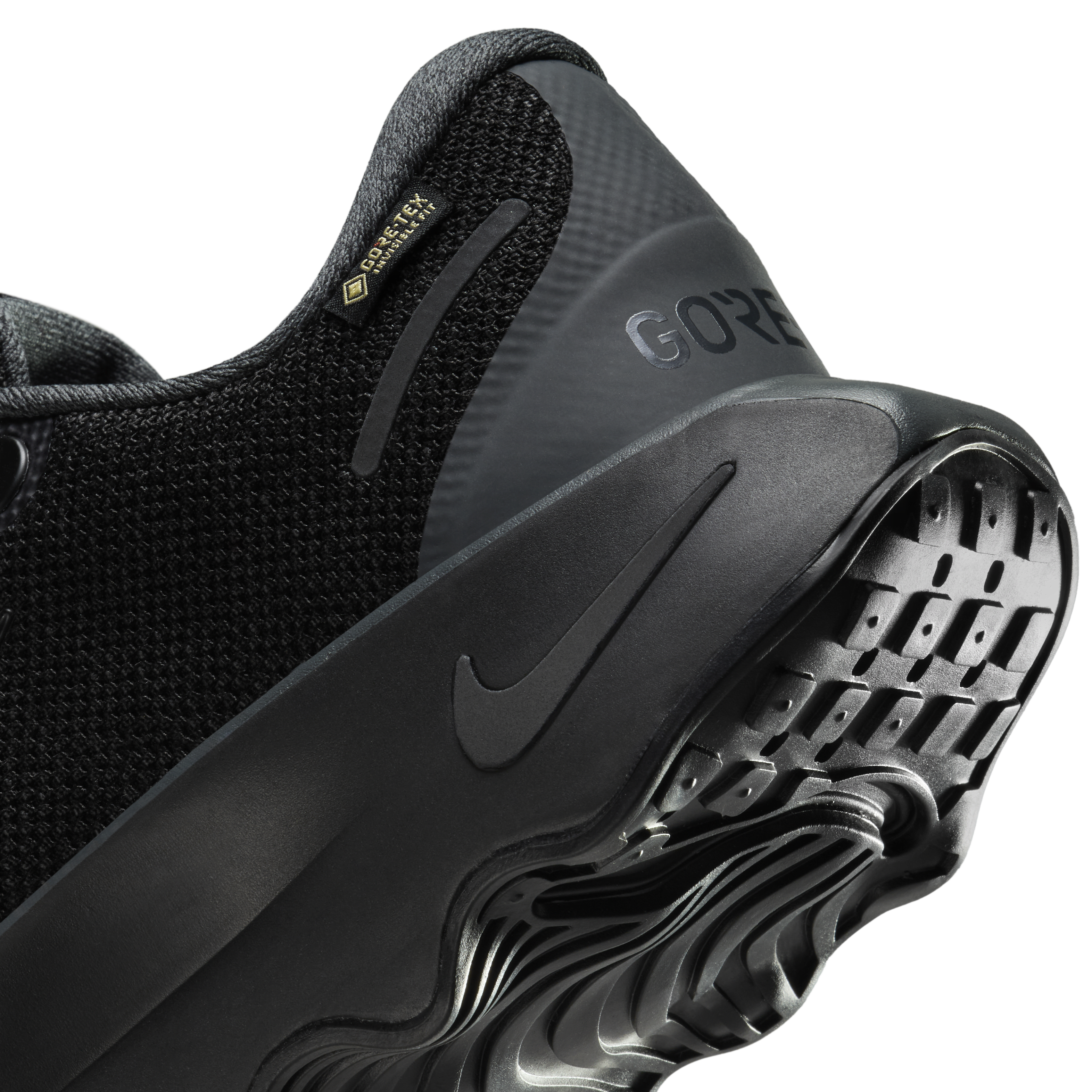 Nike Motiva GORE-TEX Women's Waterproof Walking Shoes