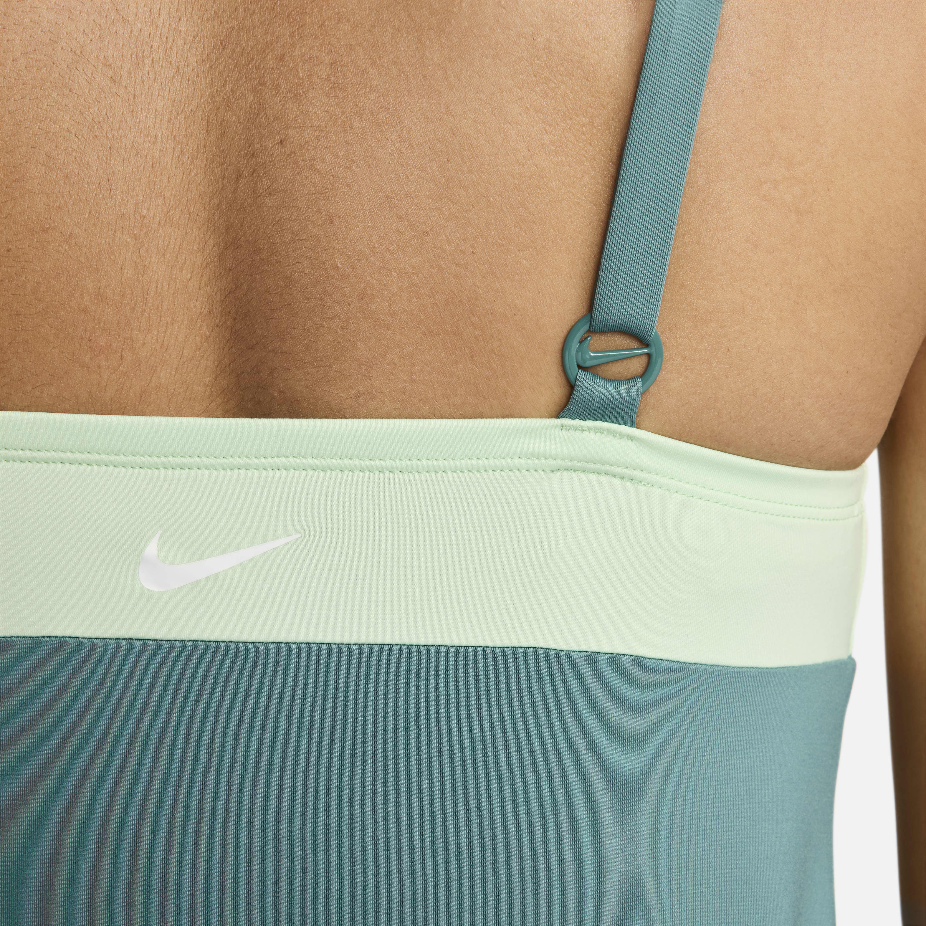 Nike Swim Essential Women's V-Neck Tankini Top