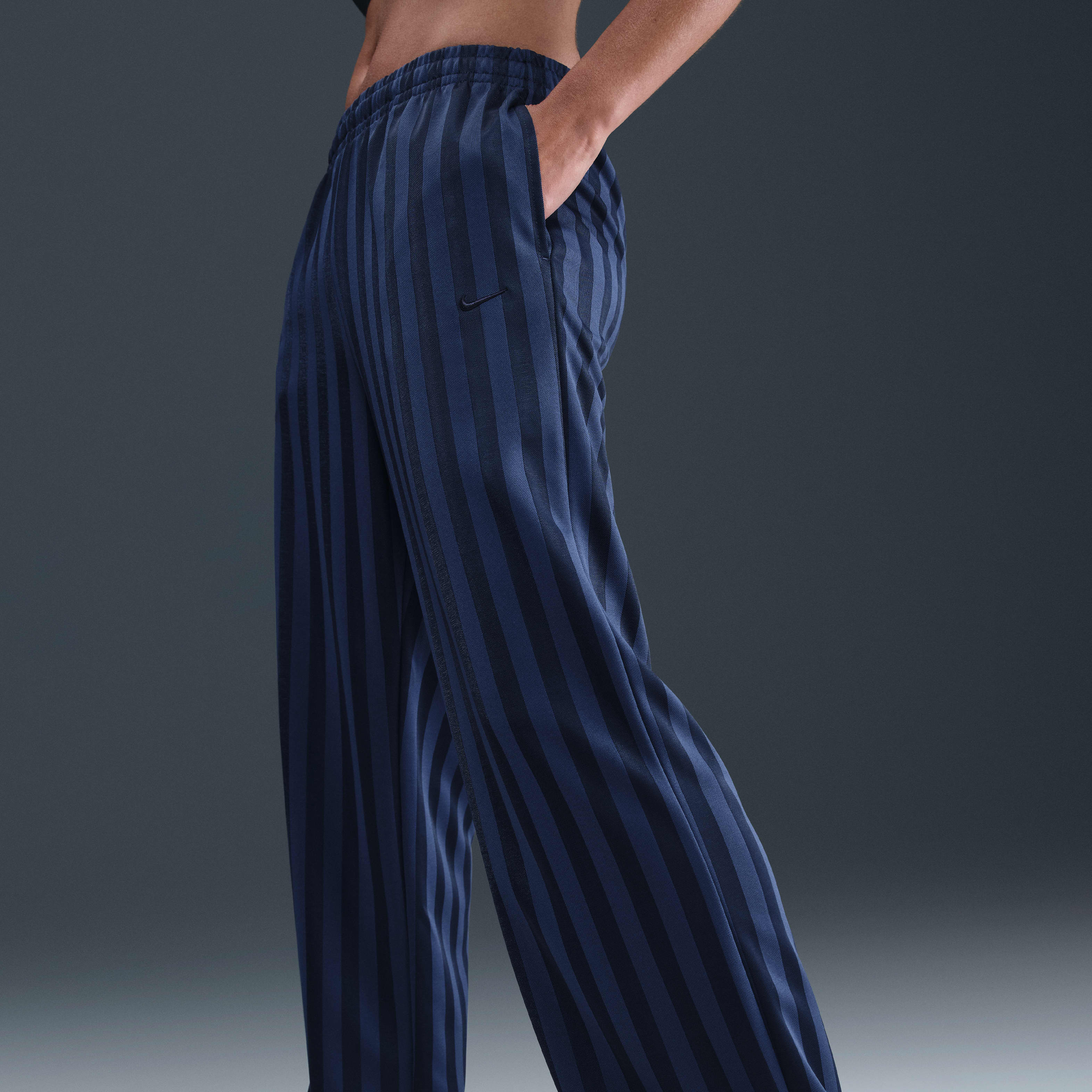 Nike Sportswear Women's Mid-Rise Loose Jacquard Striped Track Pants