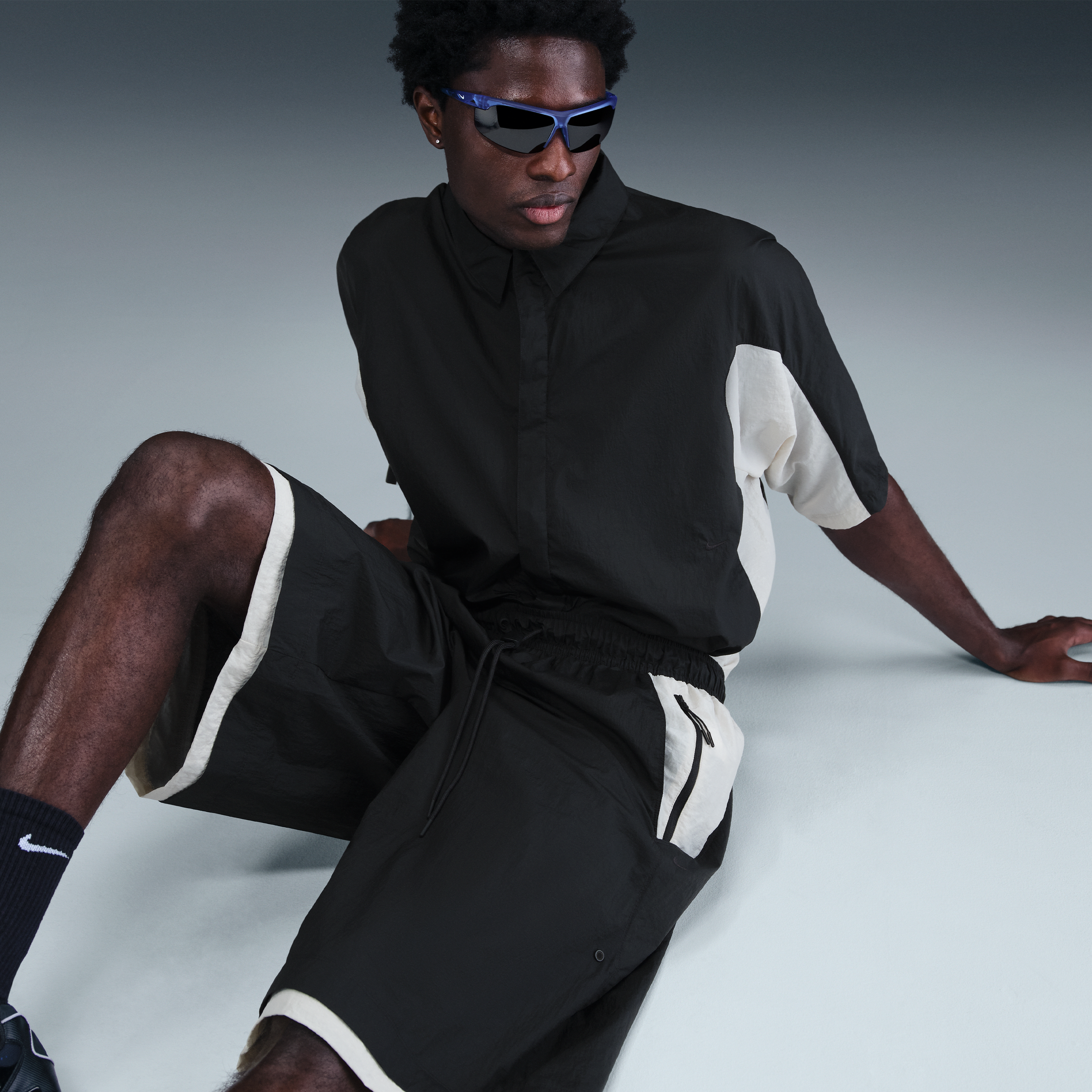 Nike Tech Men's Woven Oversized Shorts