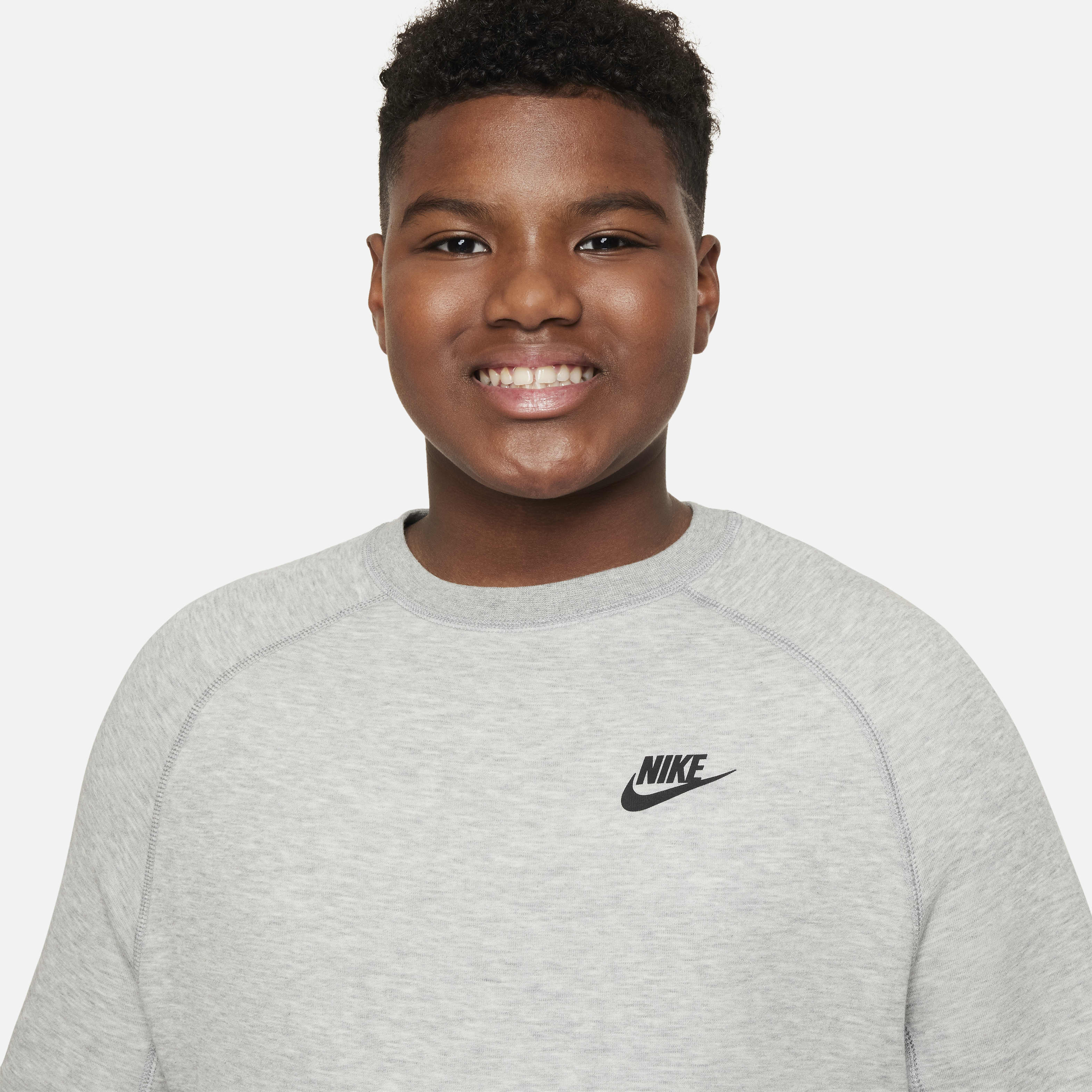 Nike Sportswear Tech Fleece Big Kids' (Boys') Sweatshirt