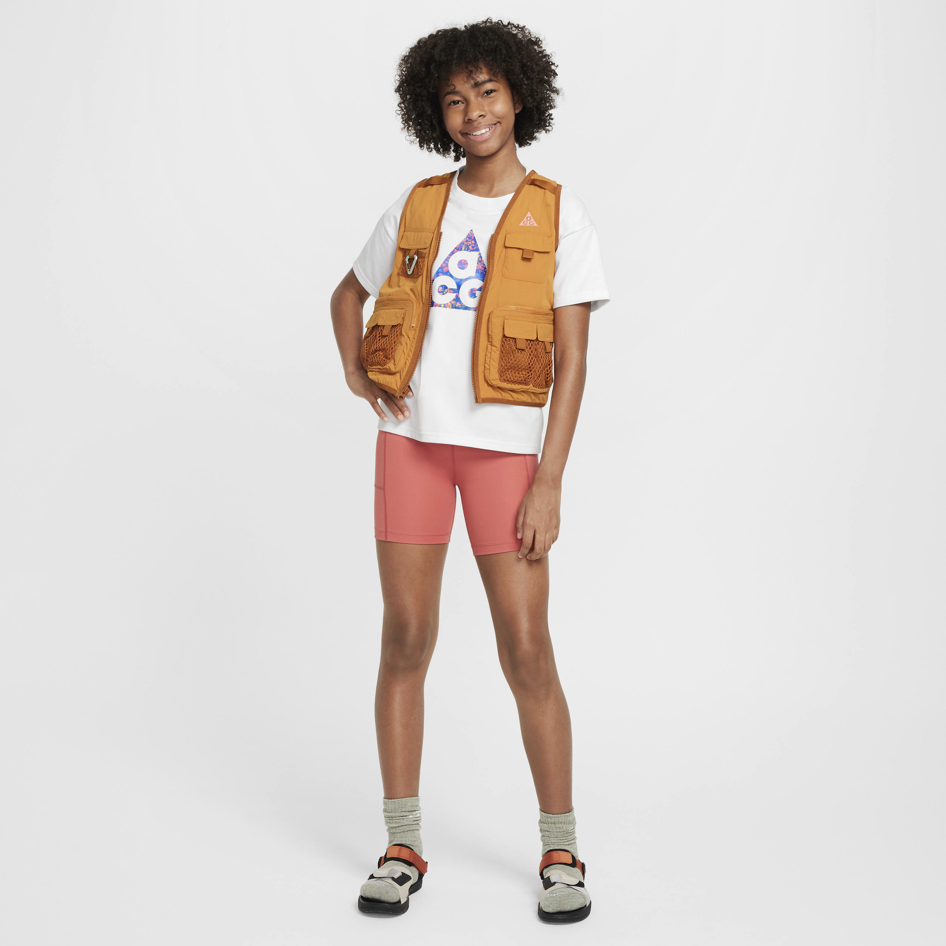 Nike ACG Repel One Big Kids' (Girls') Biker Shorts with Pockets