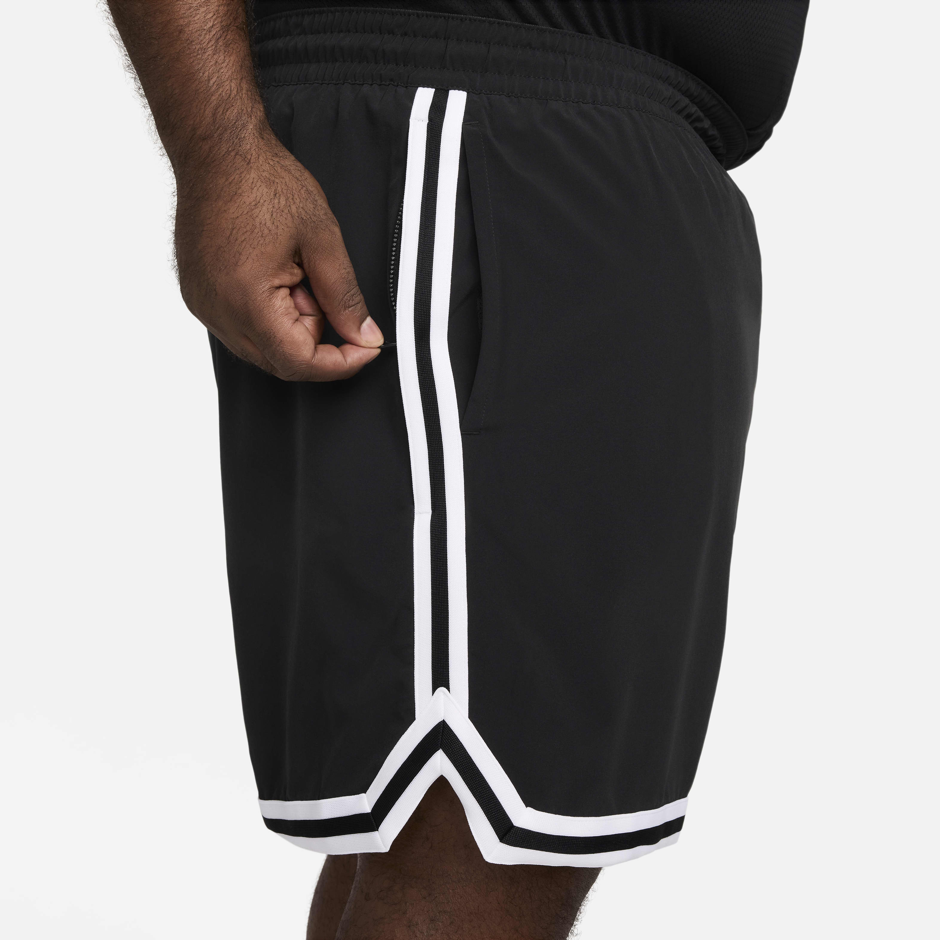 Nike DNA Men's Dri-FIT 6" UV Woven Basketball Shorts