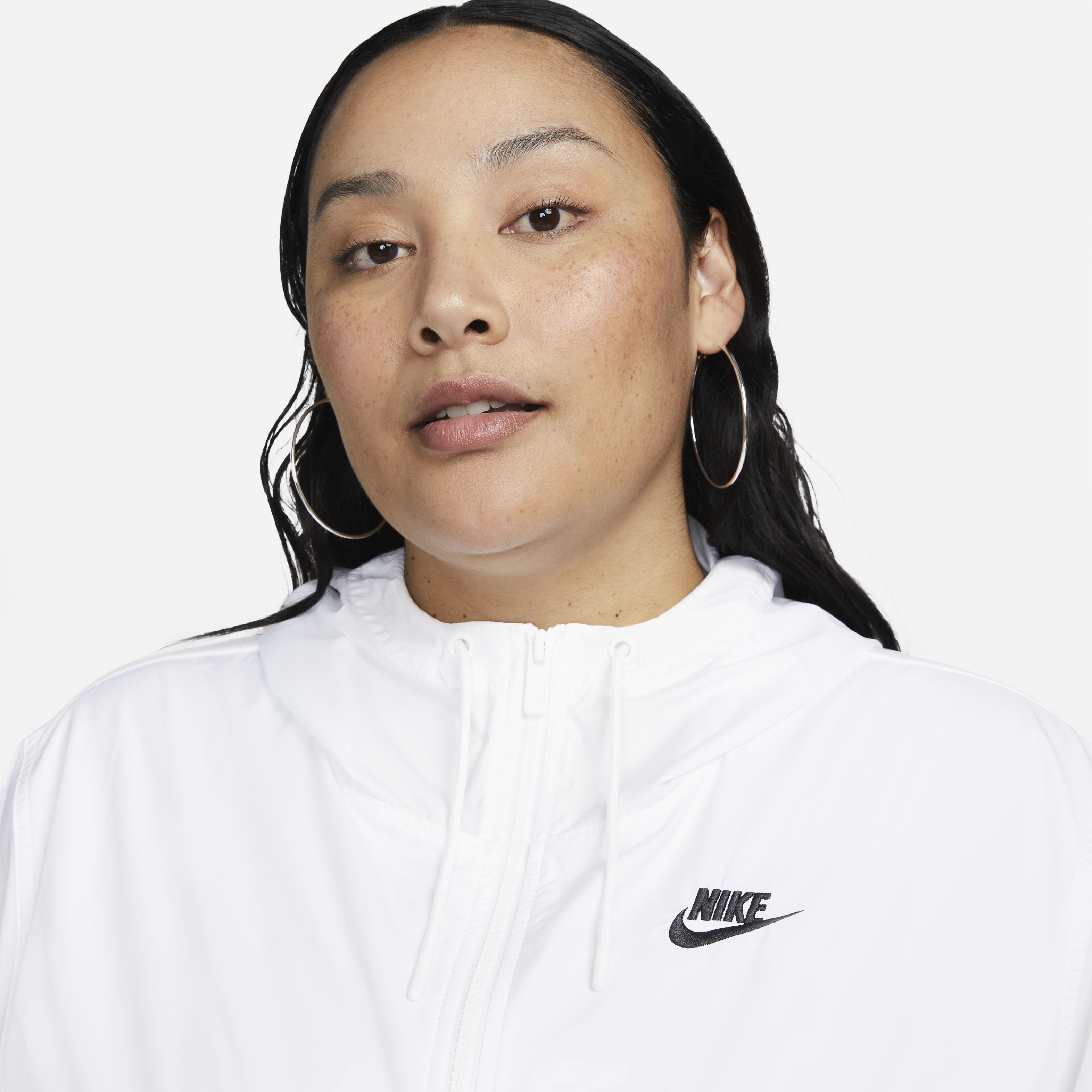 Nike Sportswear Essential Repel Women's Woven Jacket (Plus Size)