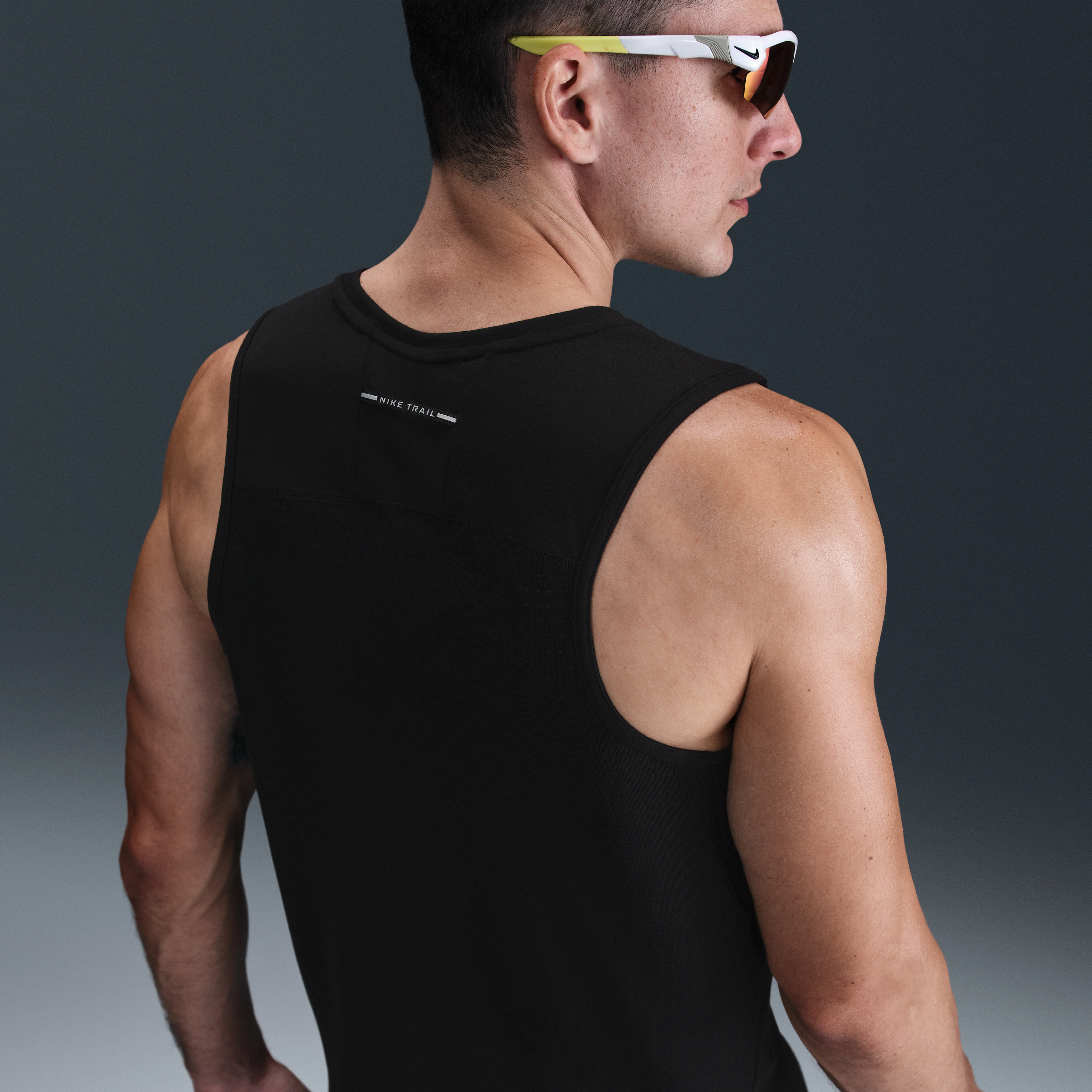 Nike Solar Chase Men's Dri-FIT ADV Running Tank Top