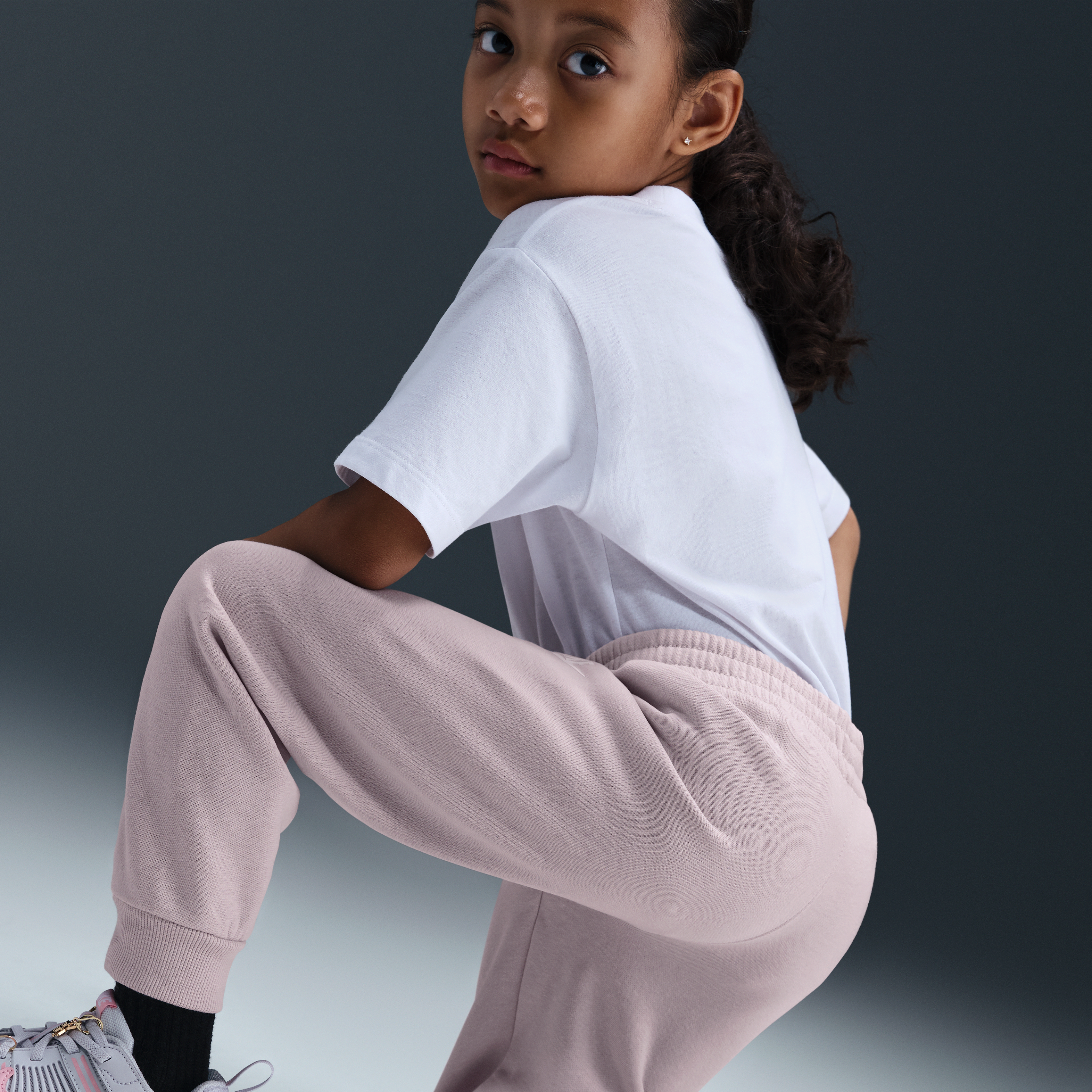Nike Toddler Floral Futura 2-Piece Jogger Set