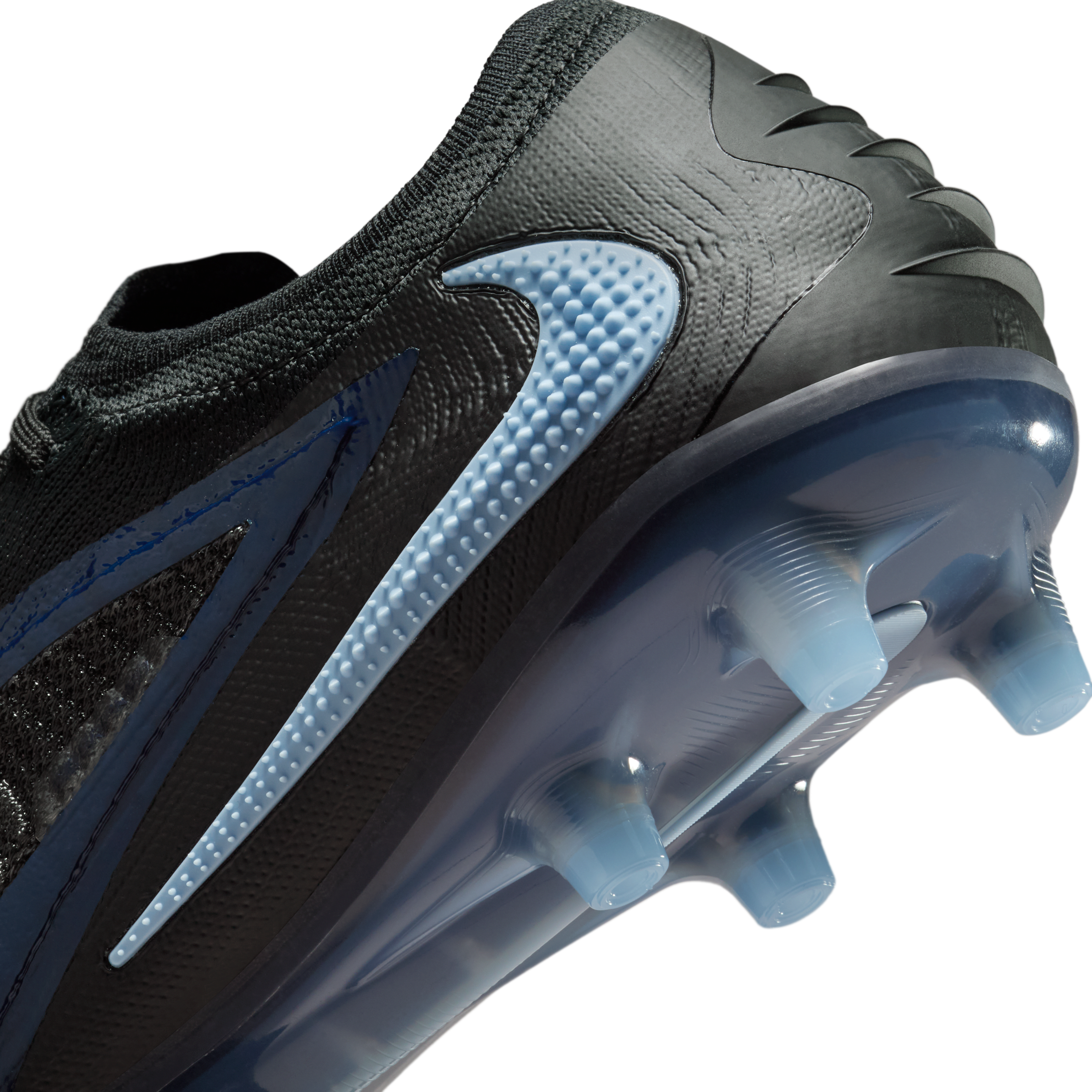 Nike Phantom 6 Low Elite Firm-Ground Soccer Cleats