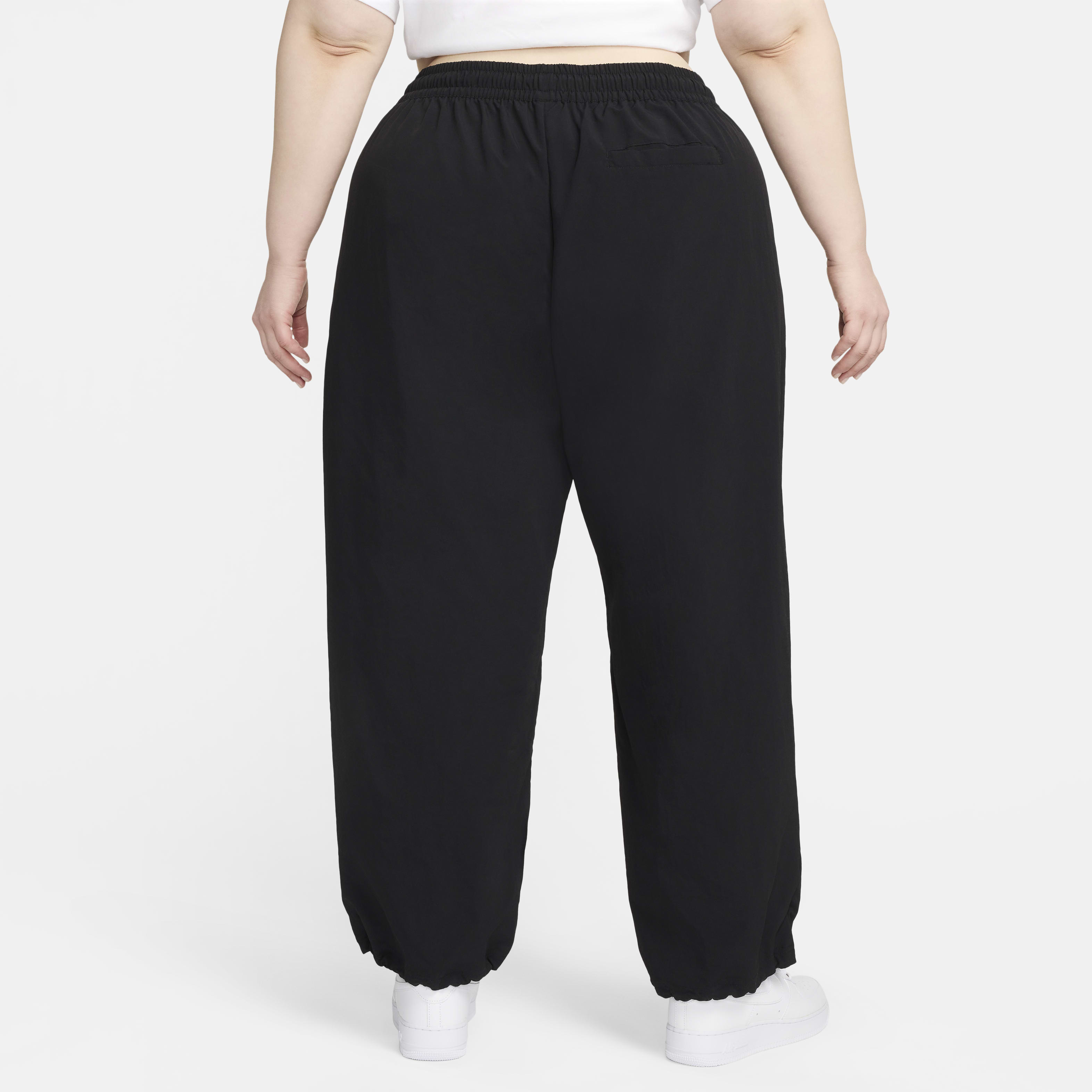 Nike Sportswear Everything Wovens Women's Mid-Rise Open-Hem Pants (Plus Size)