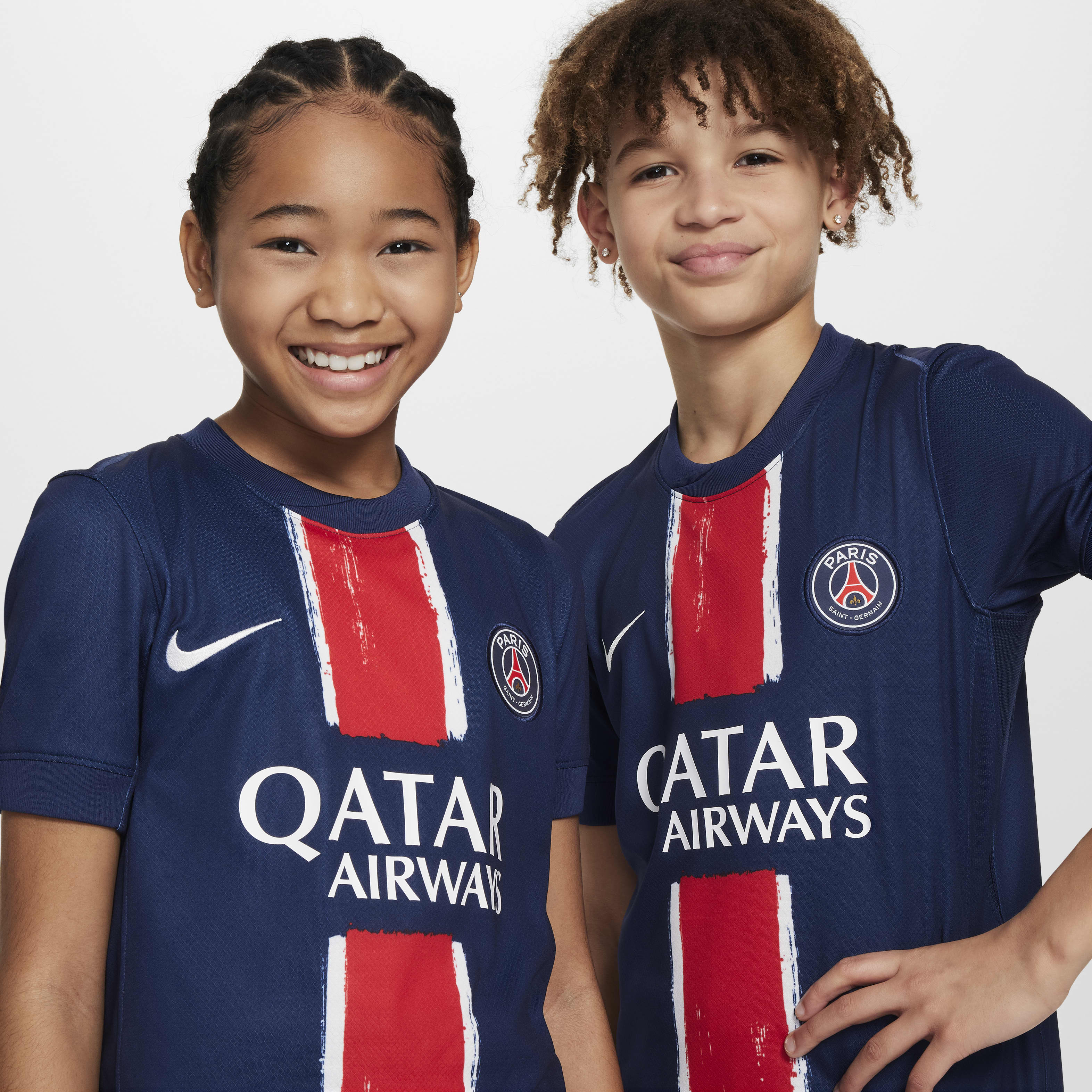 Paris Saint-Germain 2024/25 Stadium Home Big Kids' Nike Dri-FIT Soccer Replica Jersey