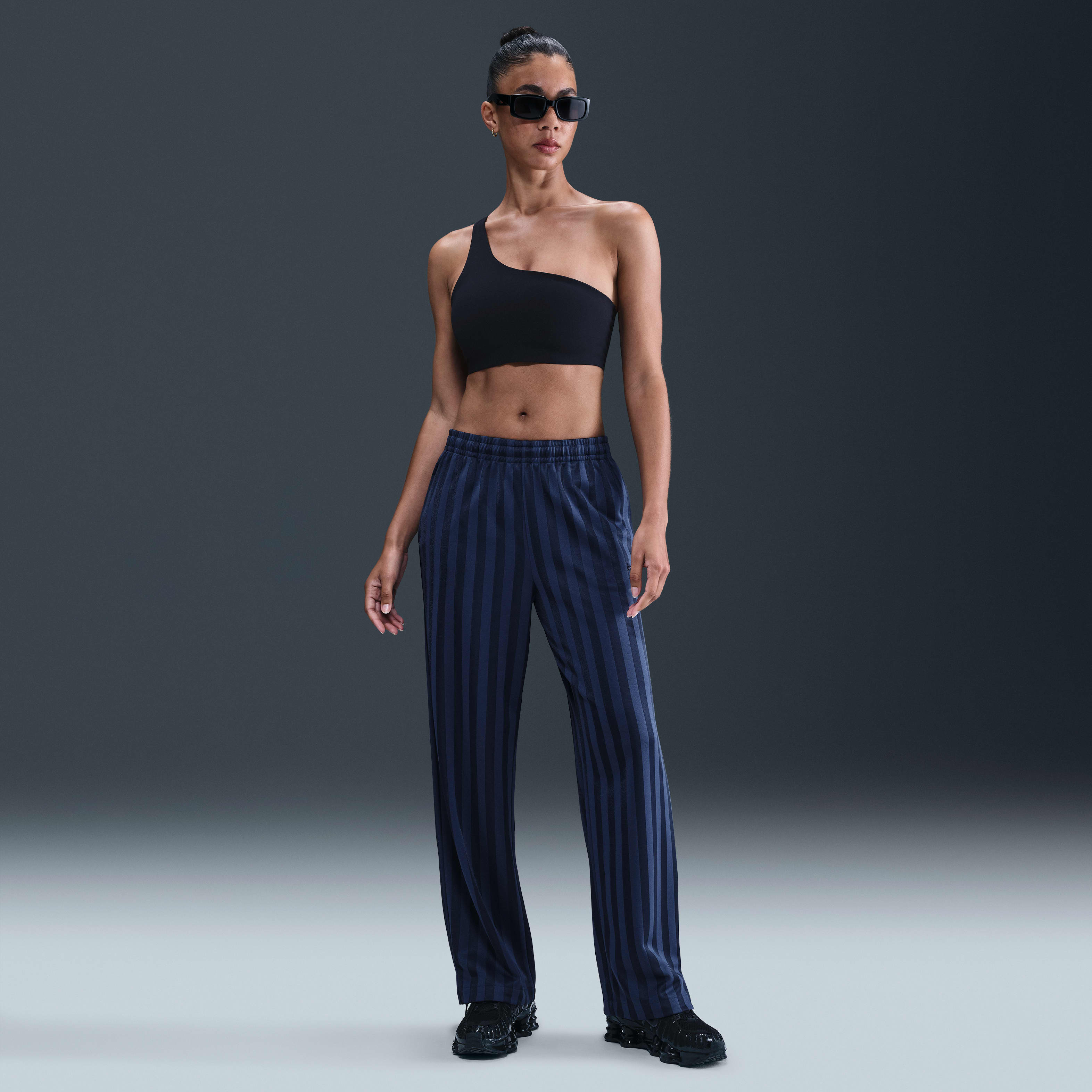 Nike Sportswear Women's Mid-Rise Loose Jacquard Striped Track Pants