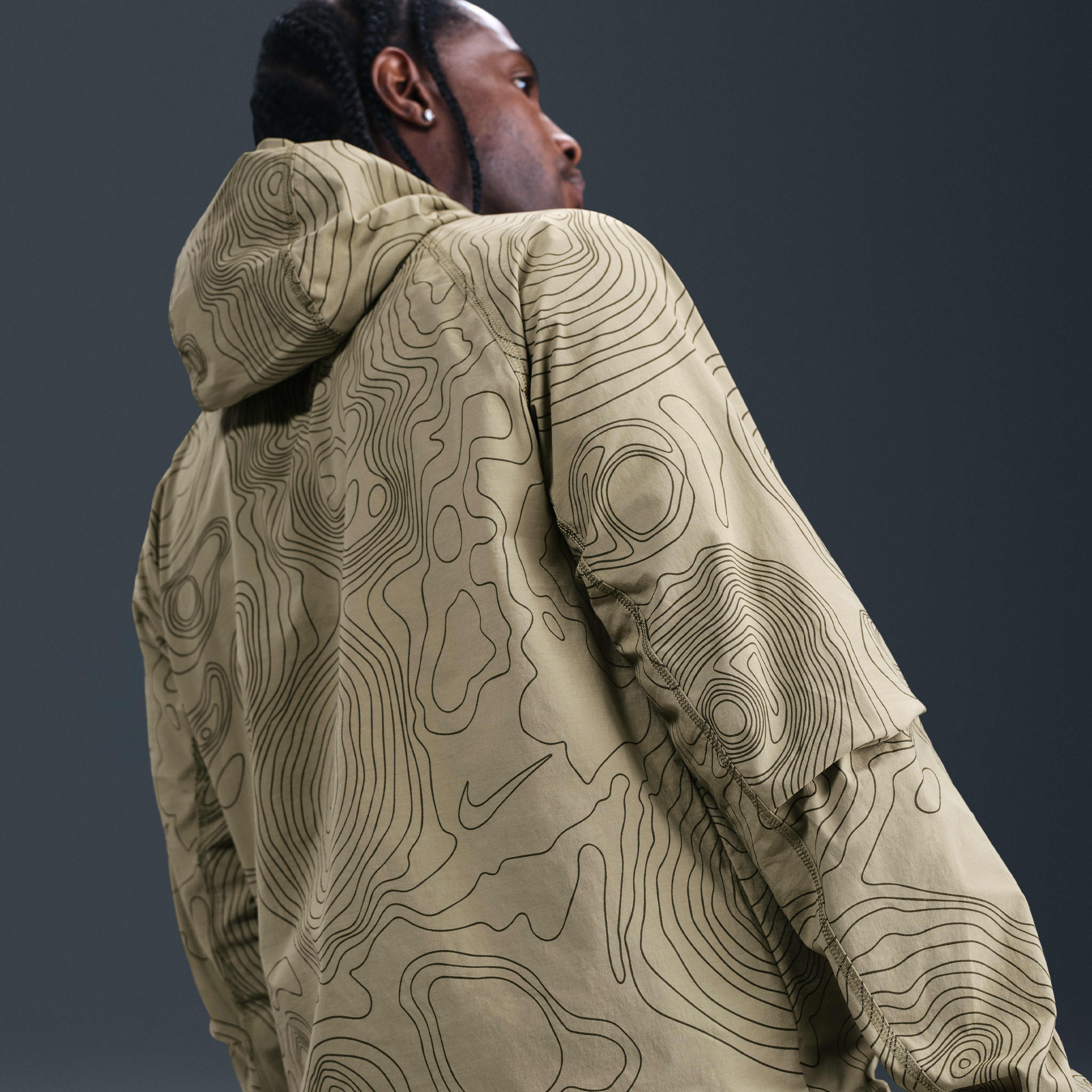 Nike Tech Men's Full-Zip Woven Windrunner Jacket