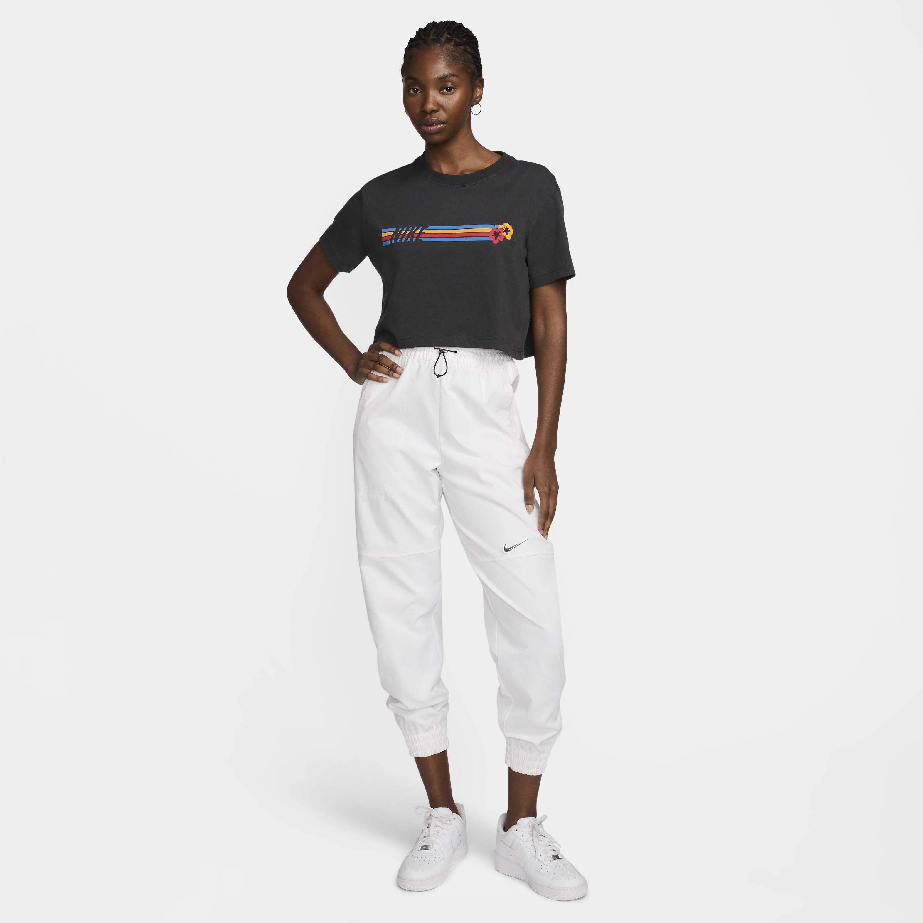 Nike Sportswear Women's Cropped T-Shirt