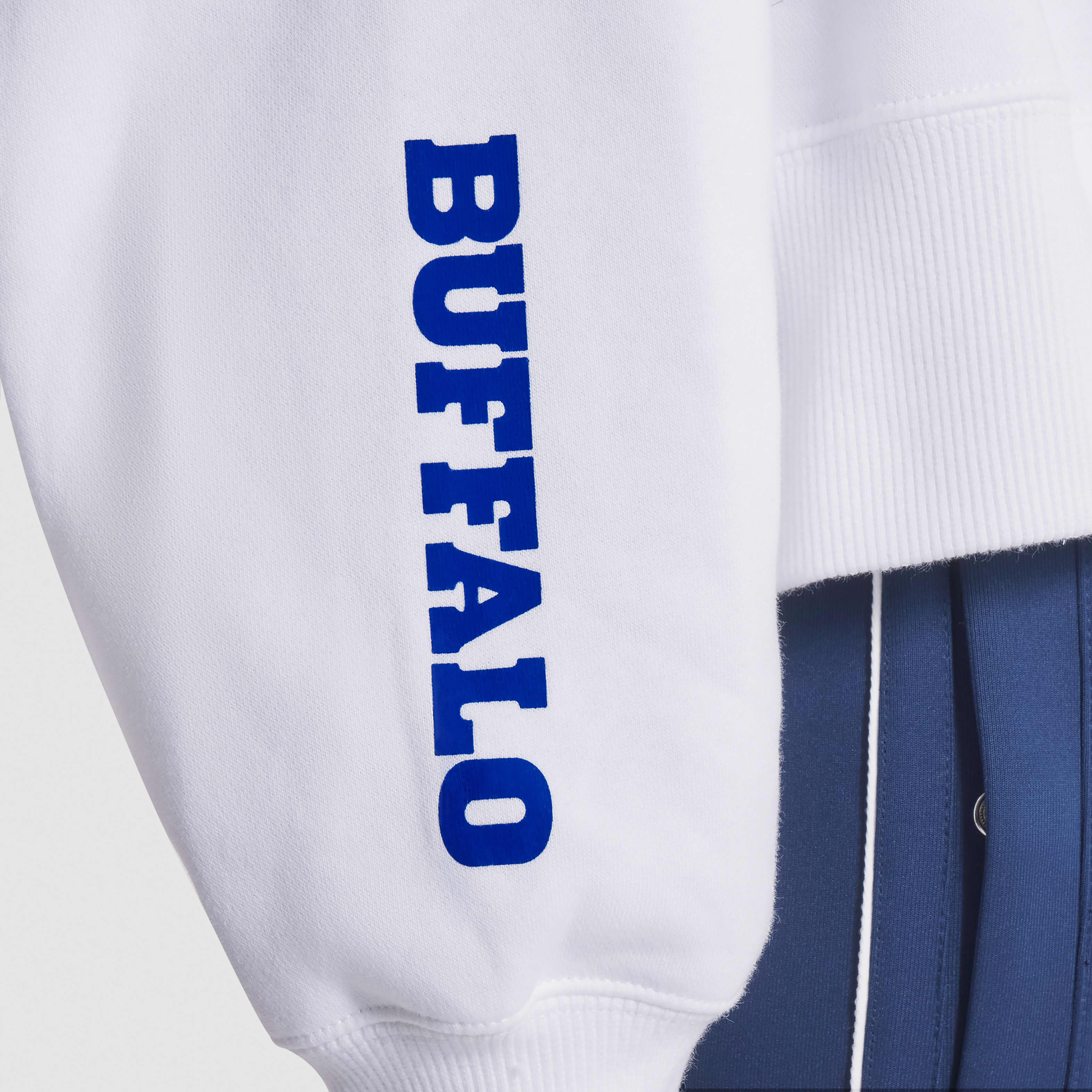 Buffalo Bills Rivalries Collection Oversized Women's Nike NFL Pullover Crew