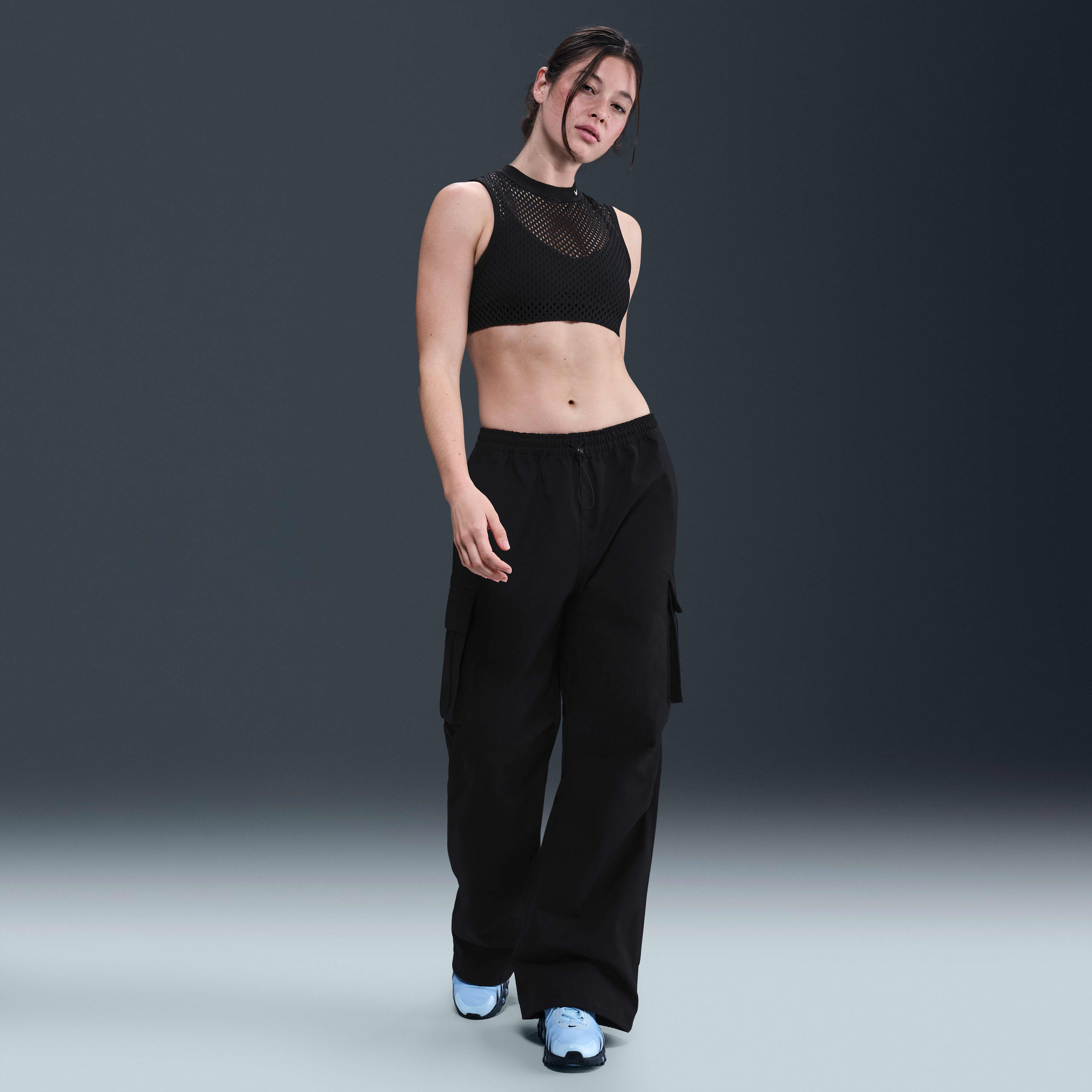 Nike Sportswear Women's Mid-Rise Oversized Woven Cargo Pants
