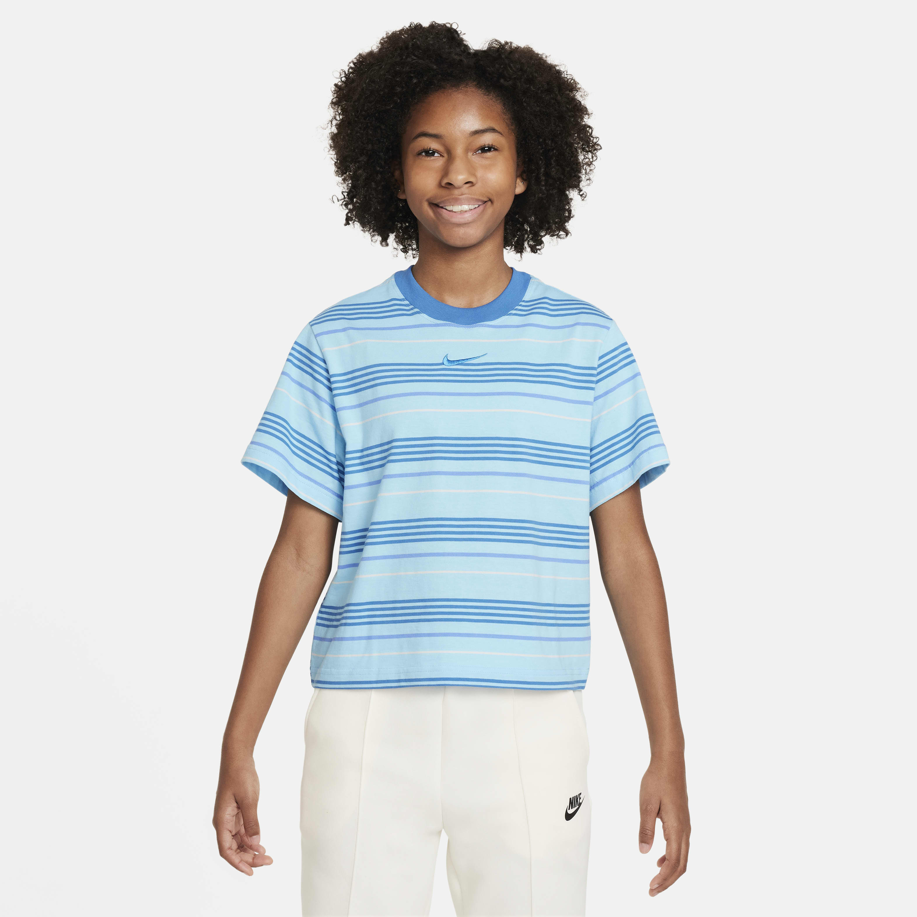 Nike Sportswear Essentials+ Big Kids' (Girls') Boxy T-Shirt