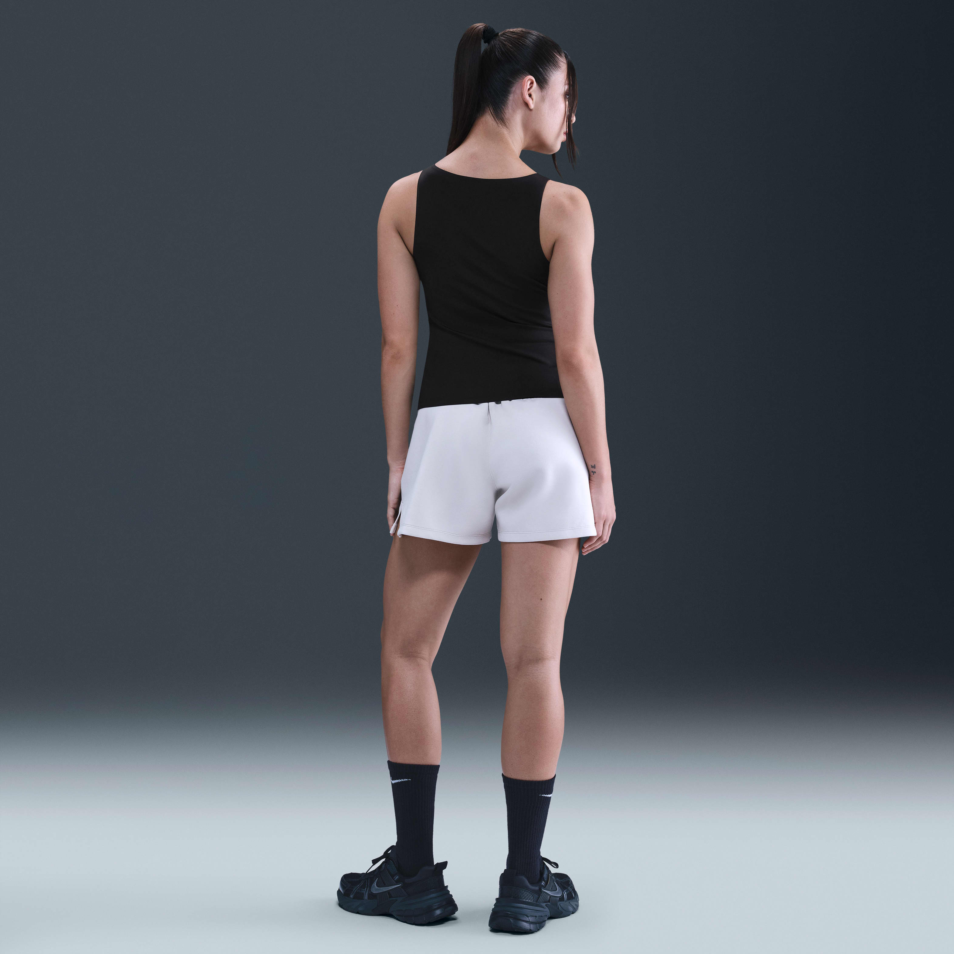 Nike Form Women's Tank Top