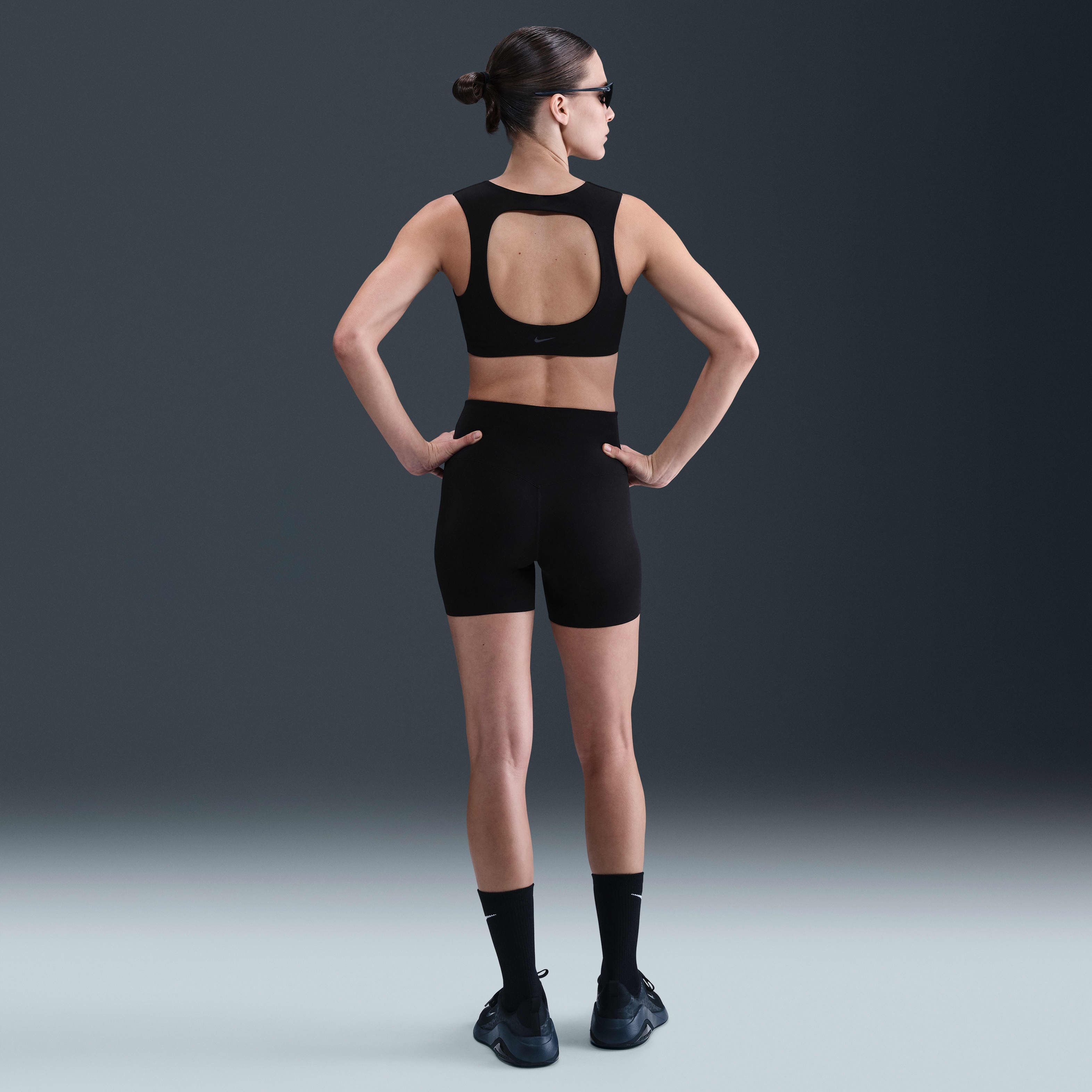 Nike Zenvy Women's Light-Support Lightly Lined Sports Bra