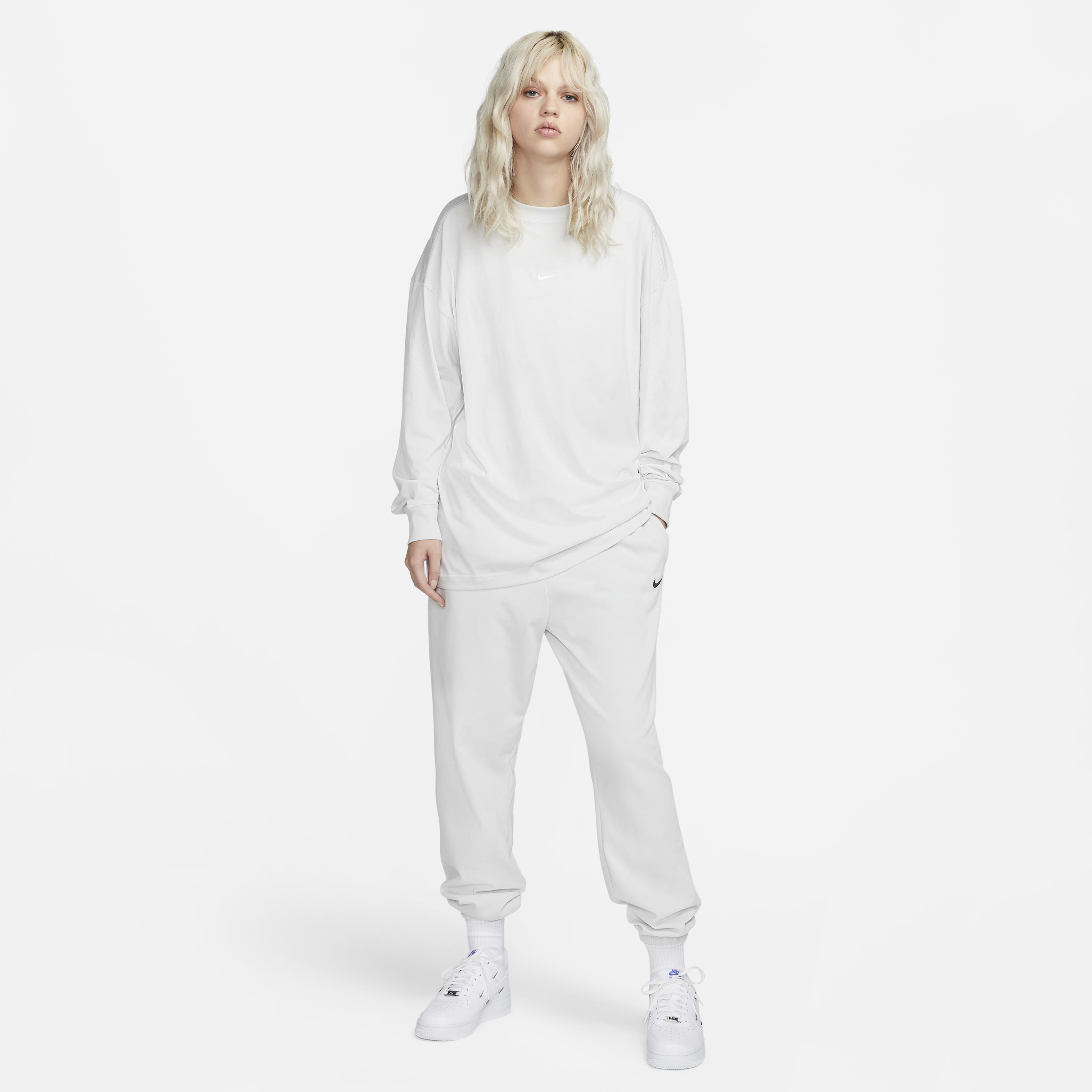 Nike Sportswear Essentials Women's Long-Sleeve Top