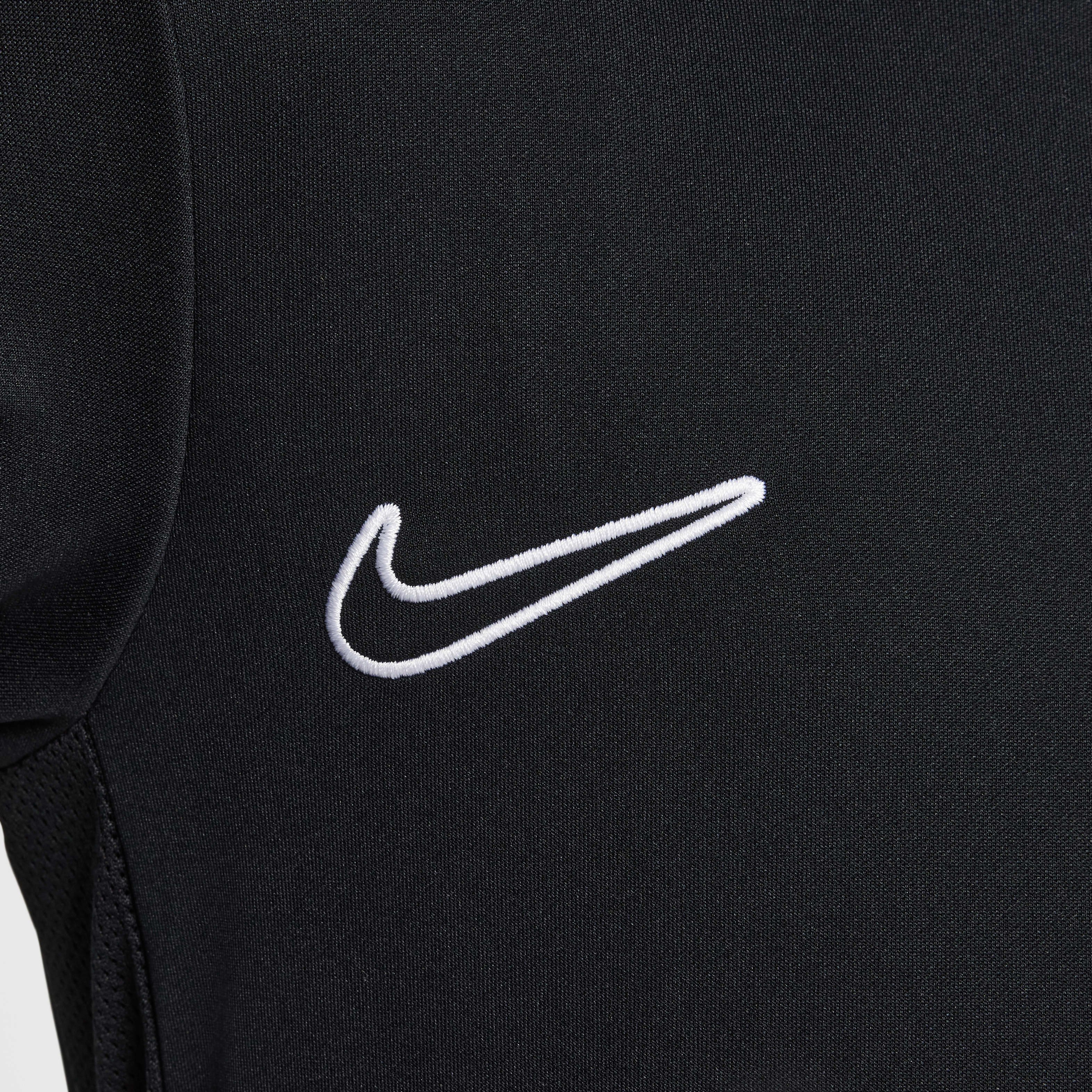 Nike Academy Big Kids' Dri-FIT Long-Sleeve 1/4-Zip Soccer Drill Top