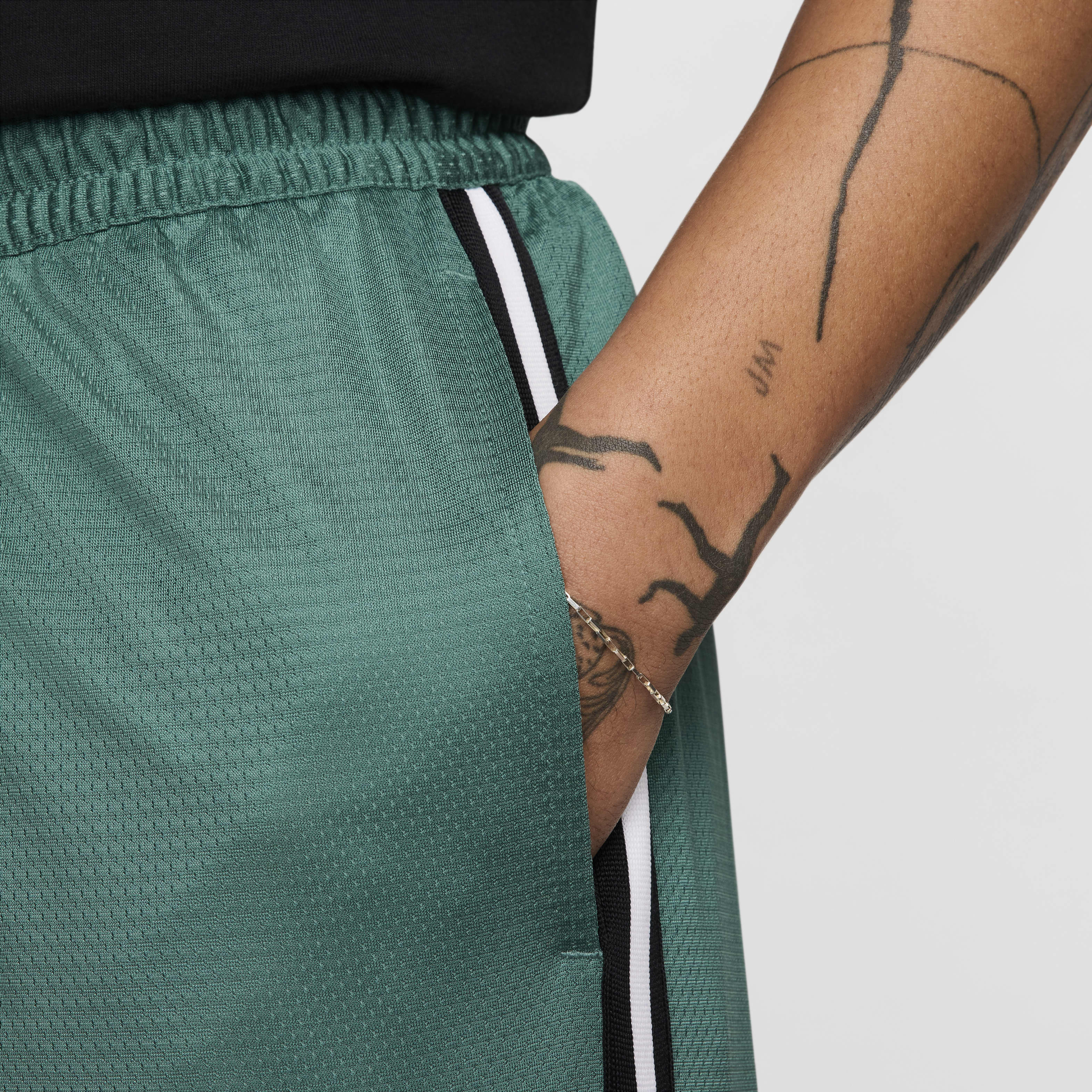 Nike DNA Men's Dri-FIT 6" Basketball Shorts