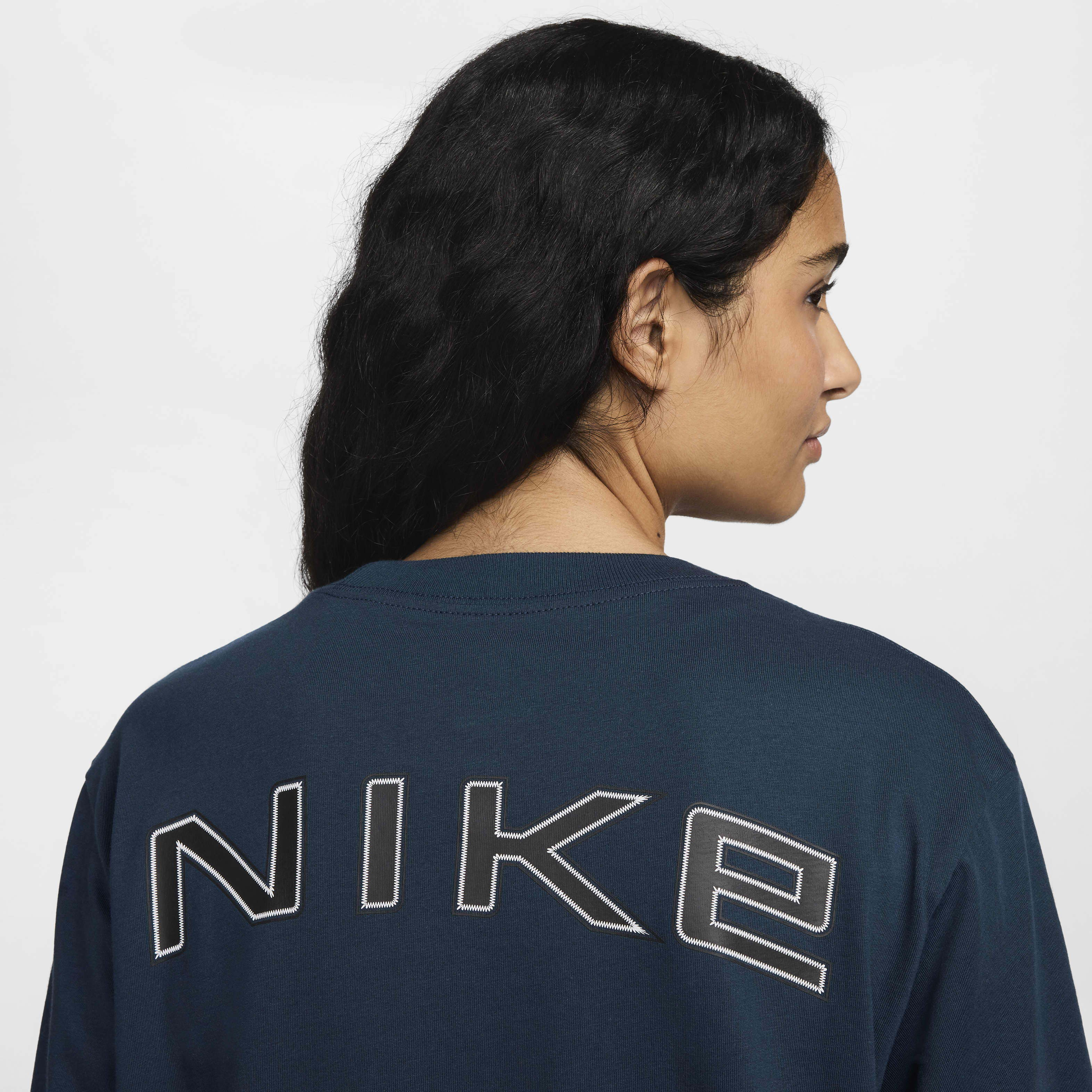 Nike Sportswear Women's Loose Long-Sleeve T-Shirt