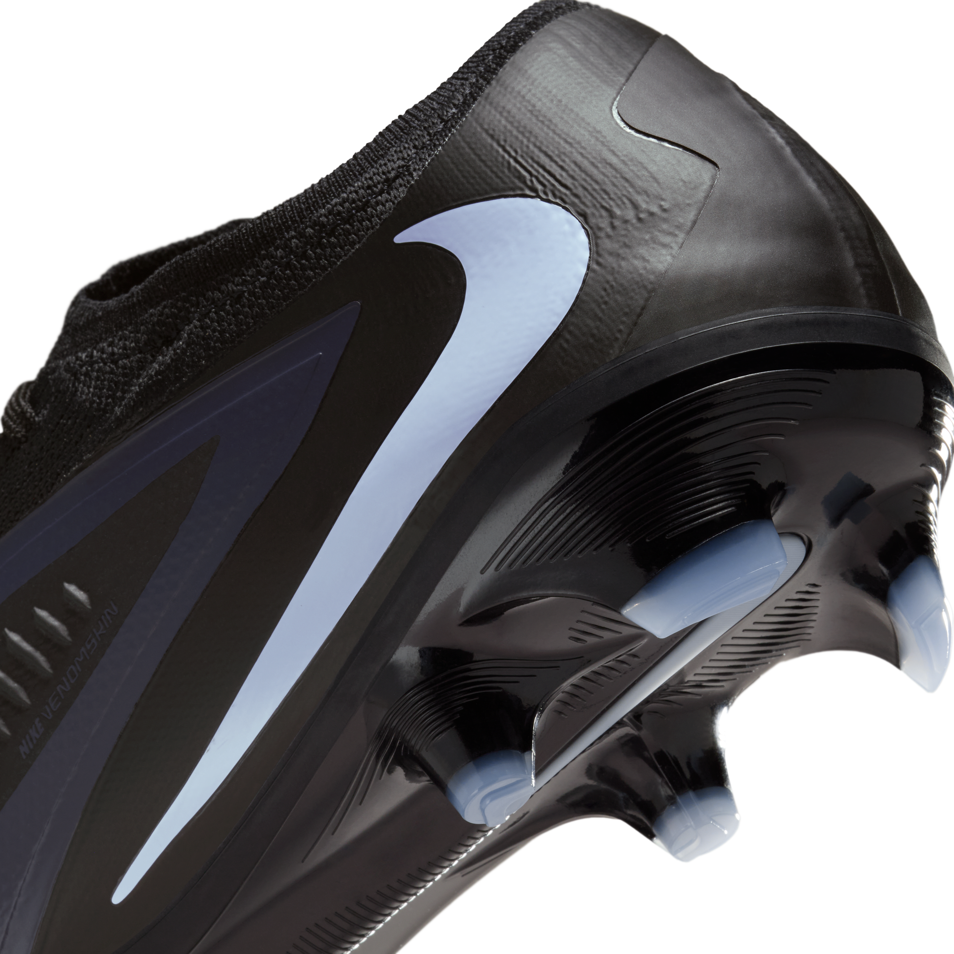 Nike Phantom 6 Low Pro Firm-Ground Soccer Cleats