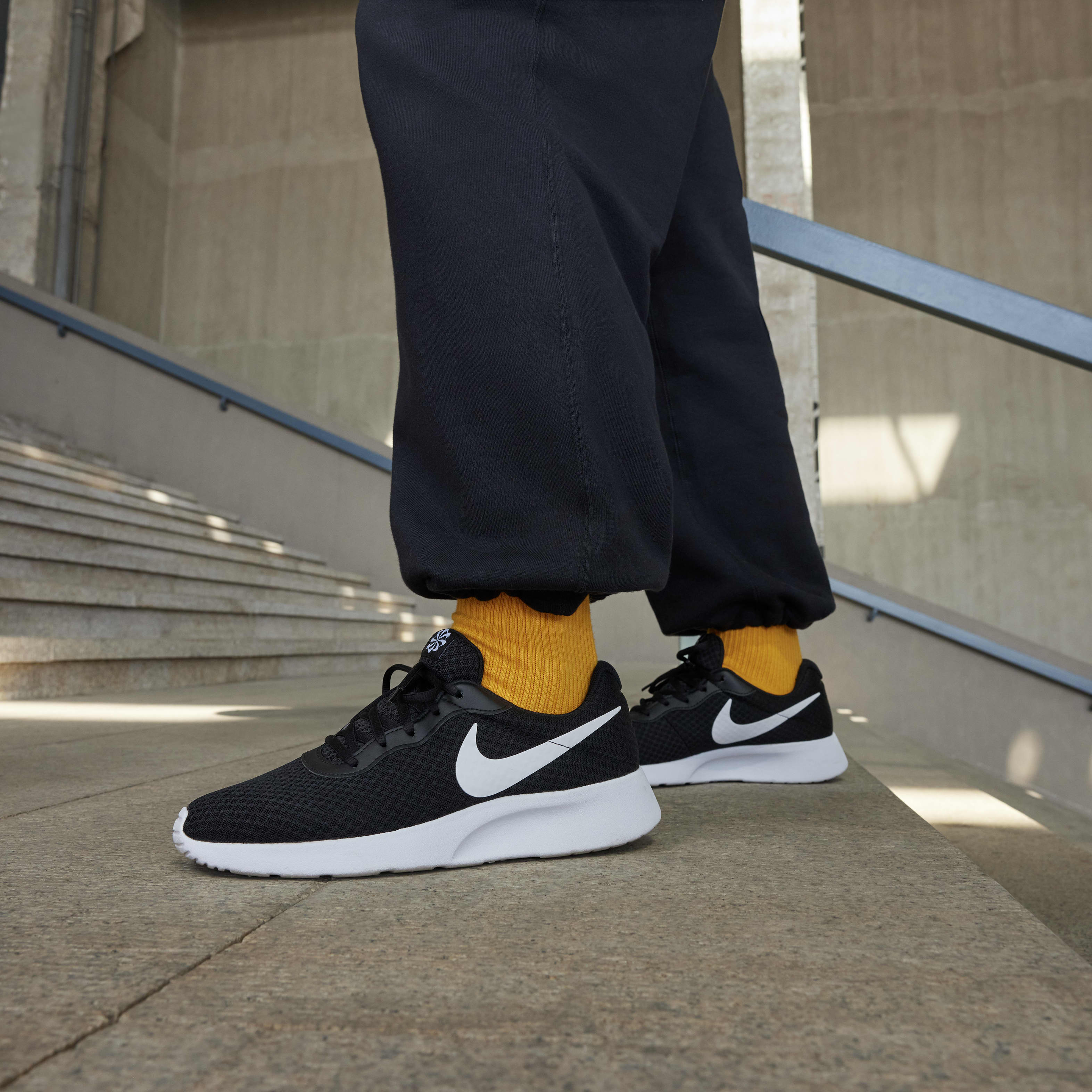 Nike Tanjun Men's Shoes King's Cross