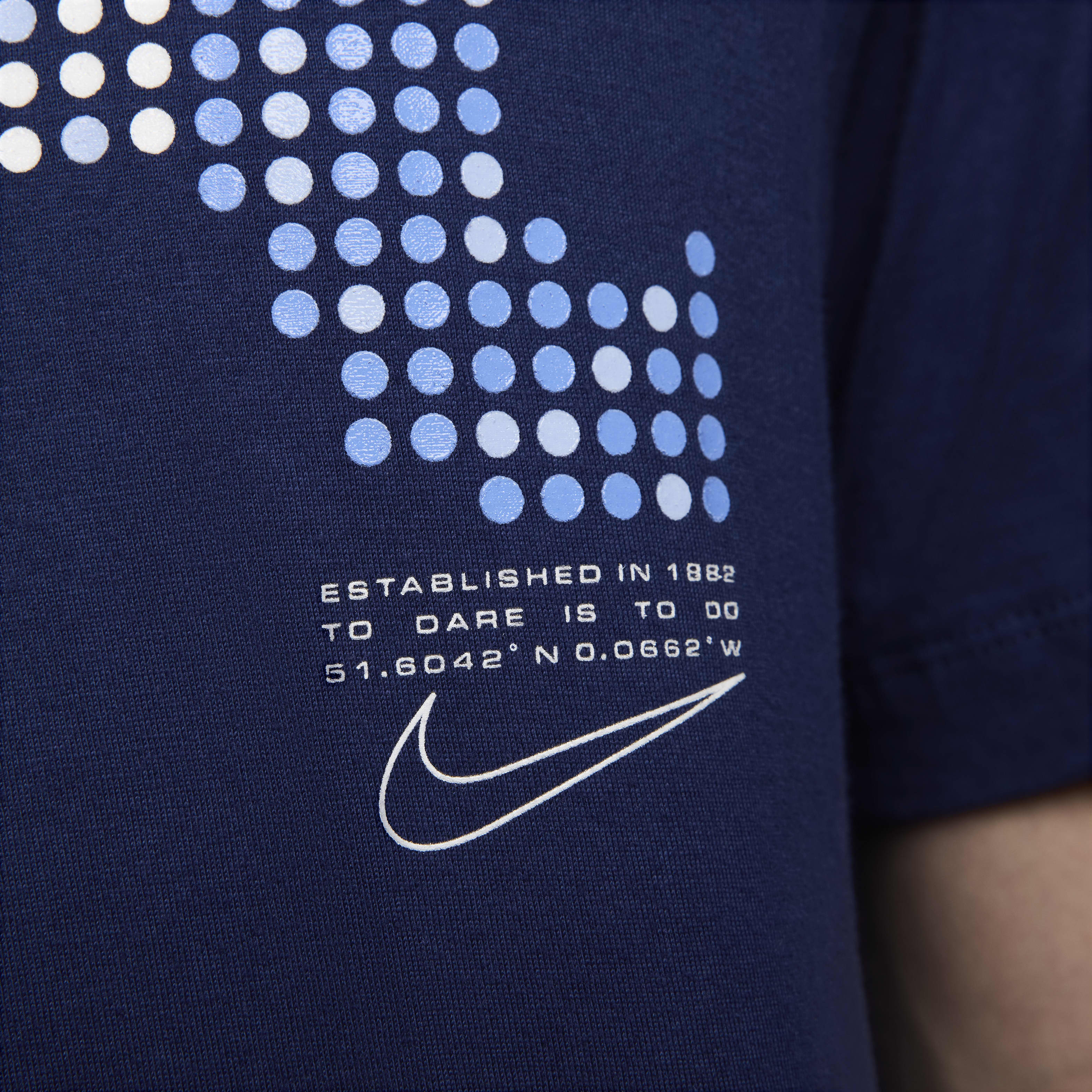 Tottenham Hotspur Men's Nike Soccer T-Shirt