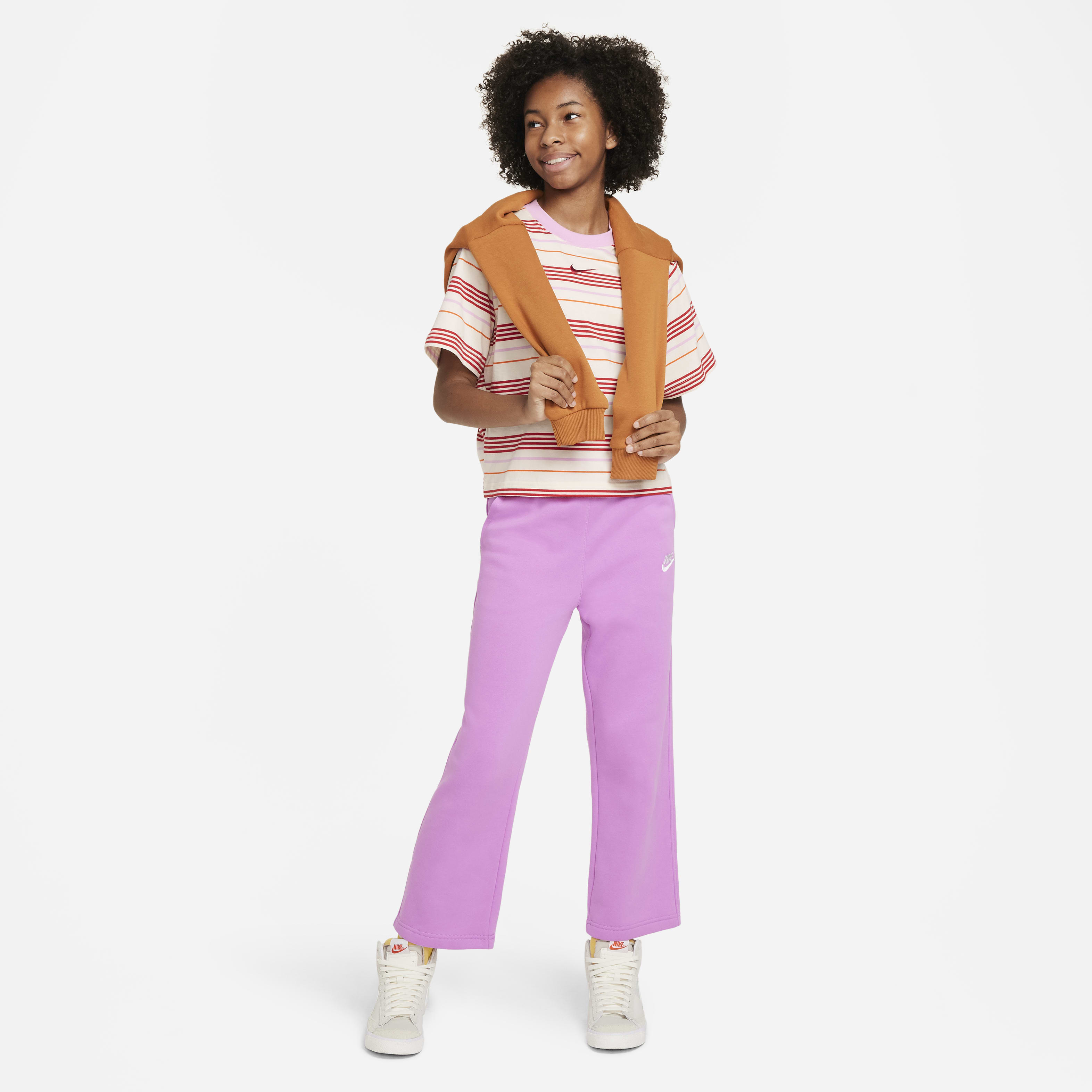 Nike Sportswear Essentials+ Big Kids' (Girls') Boxy T-Shirt