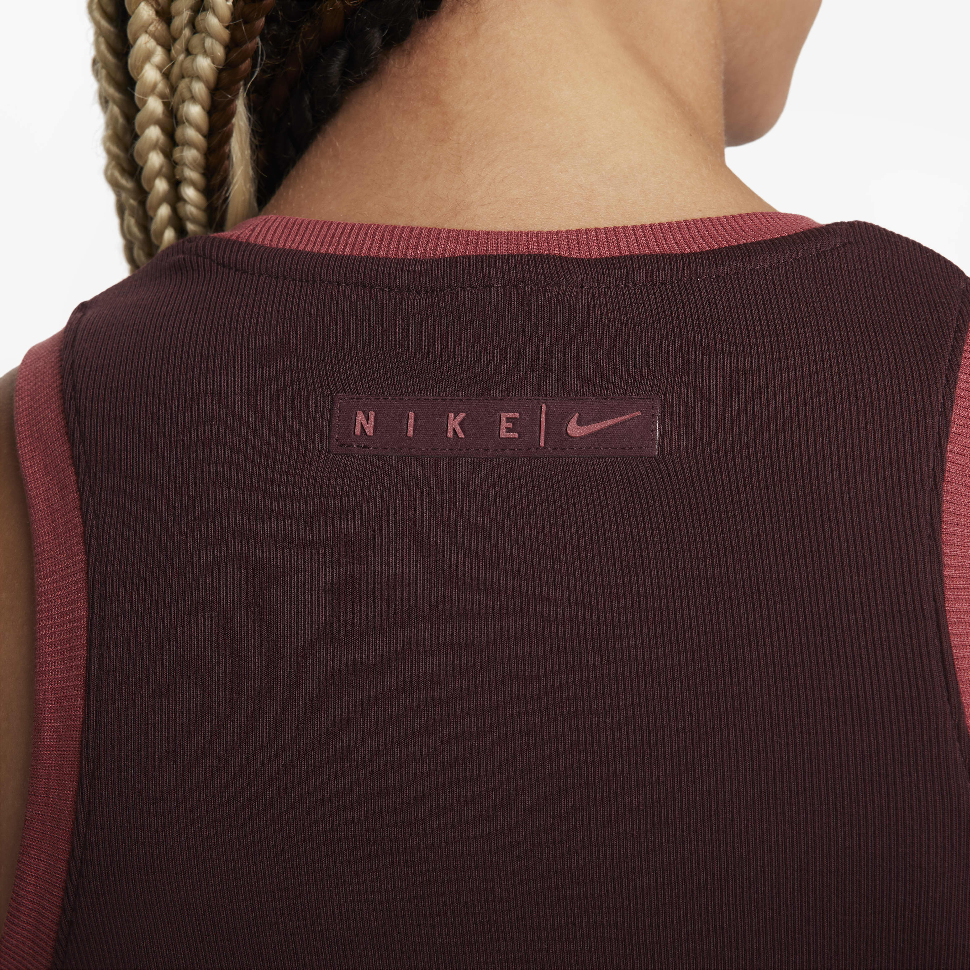 Nike Sportswear Essentials SE Women's Ribbed Cropped Tank