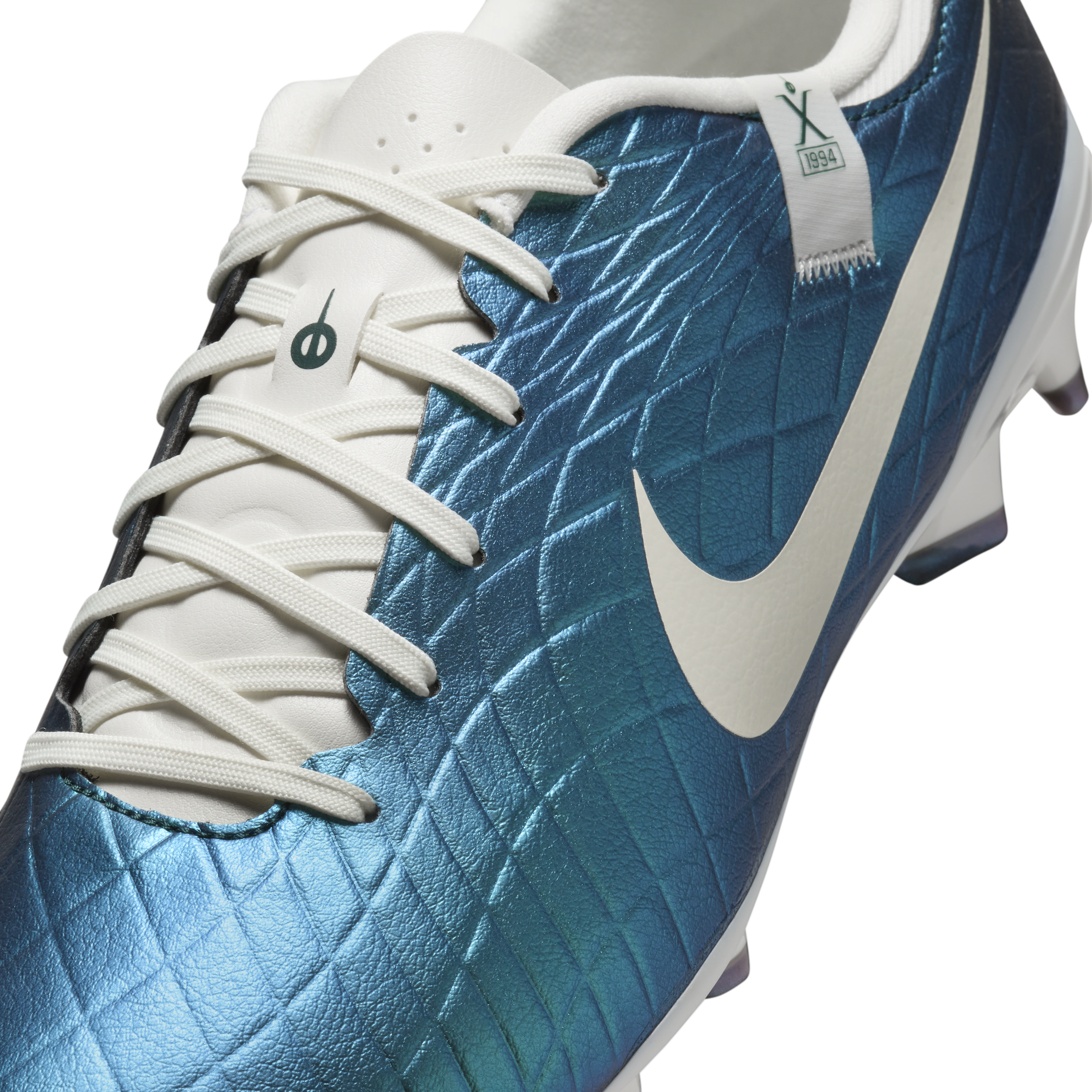 Nike Tiempo Emerald Legend 10 Academy MG Low-Top Soccer Cleats