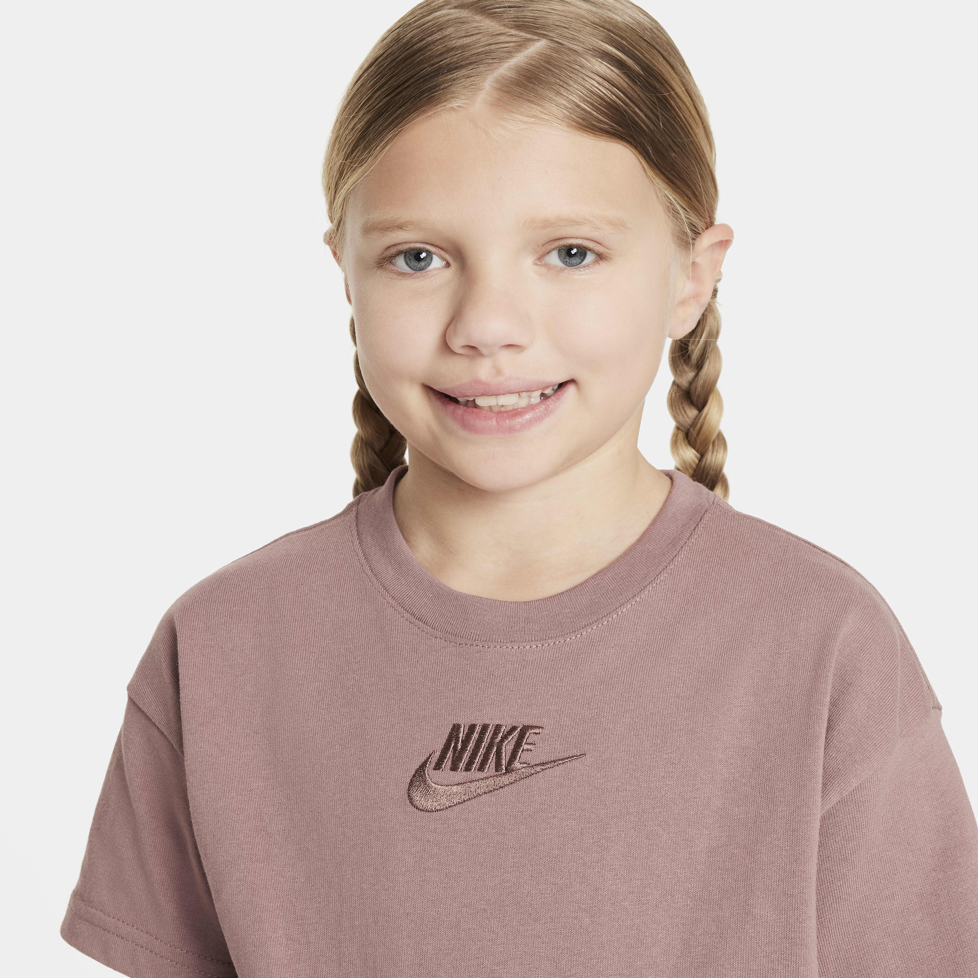 Nike Sportswear Big Kids' T-Shirt