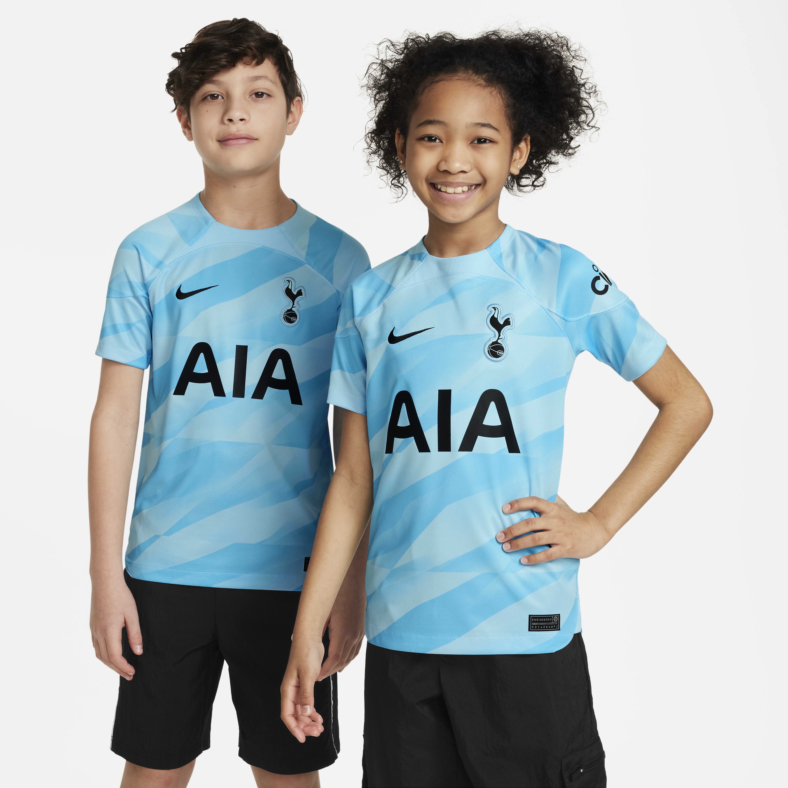 Tottenham Hotspur 2023/24 Stadium Goalkeeper Big Kids' Nike Dri-FIT Soccer Short-Sleeve Jersey