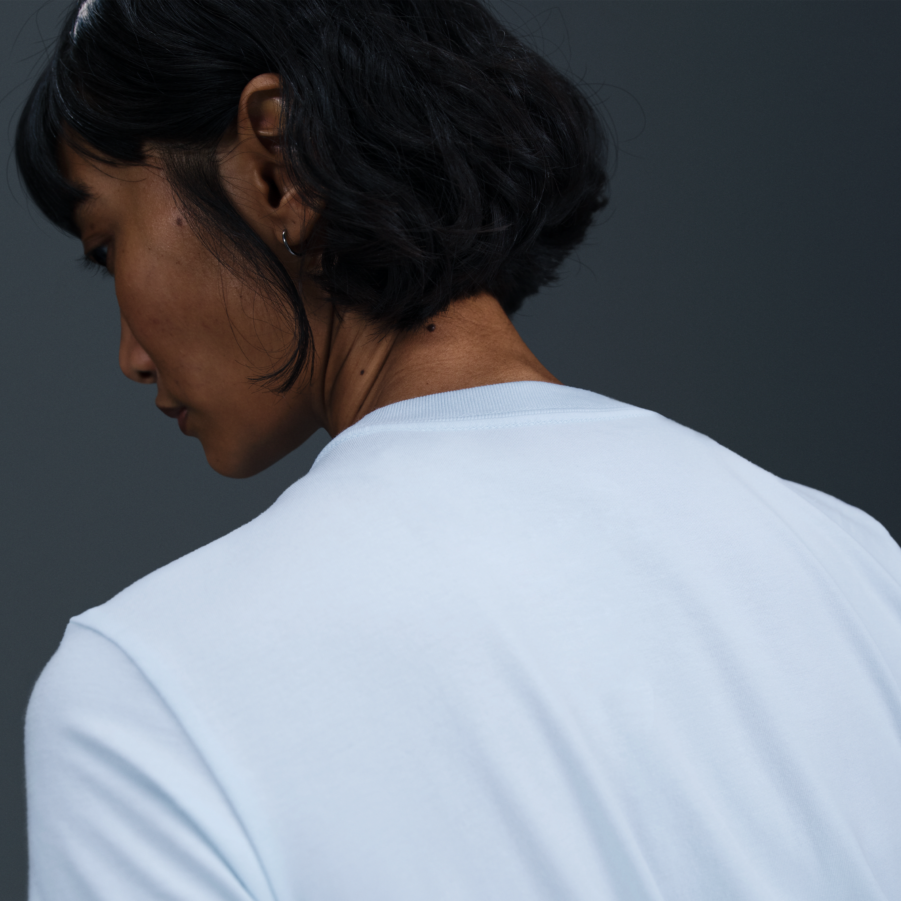 Nike Sportswear Chill Knit Women's Slim Cropped T-Shirt