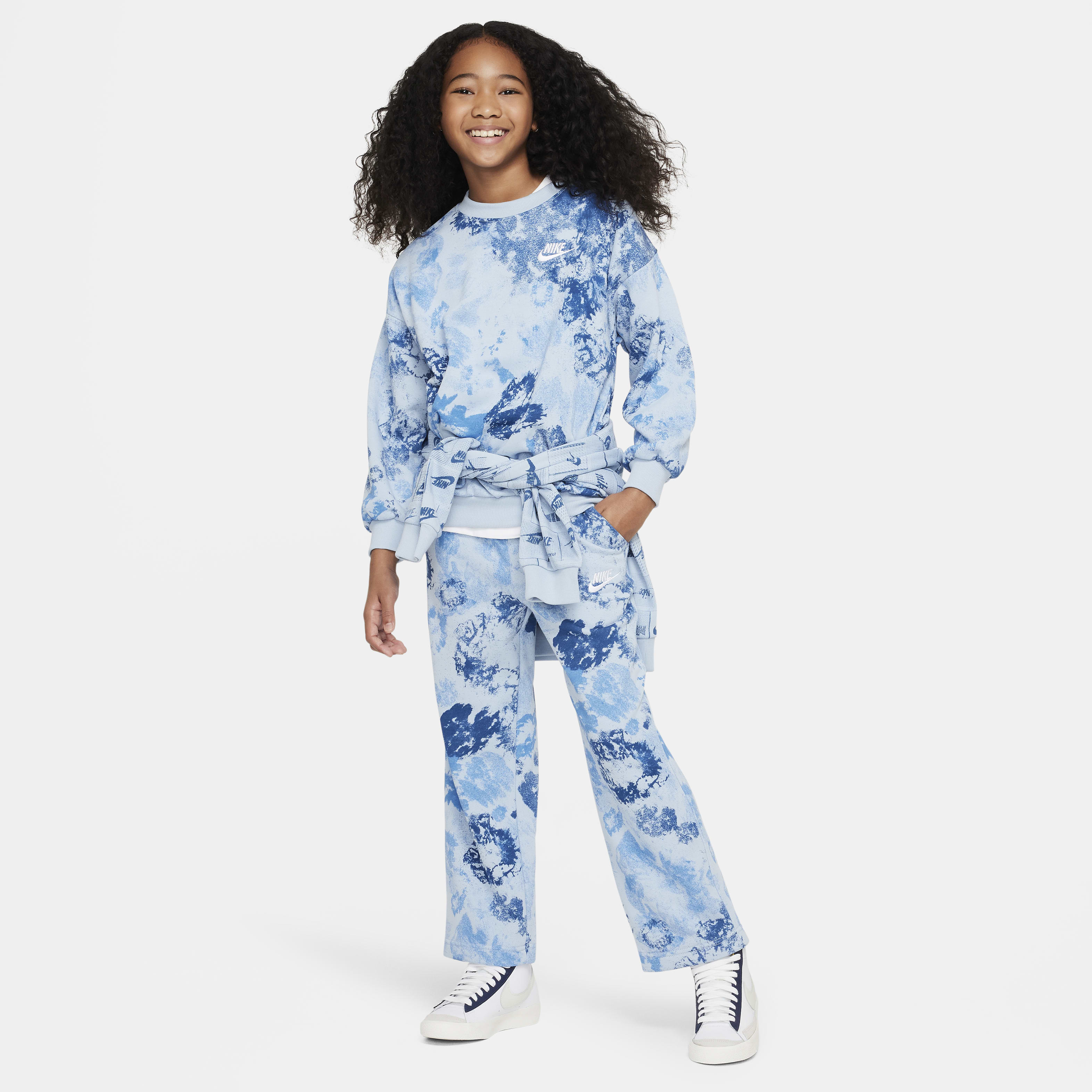 Nike Sportswear Club Fleece Big Kids' (Girls') French Terry Wide-Leg Pants