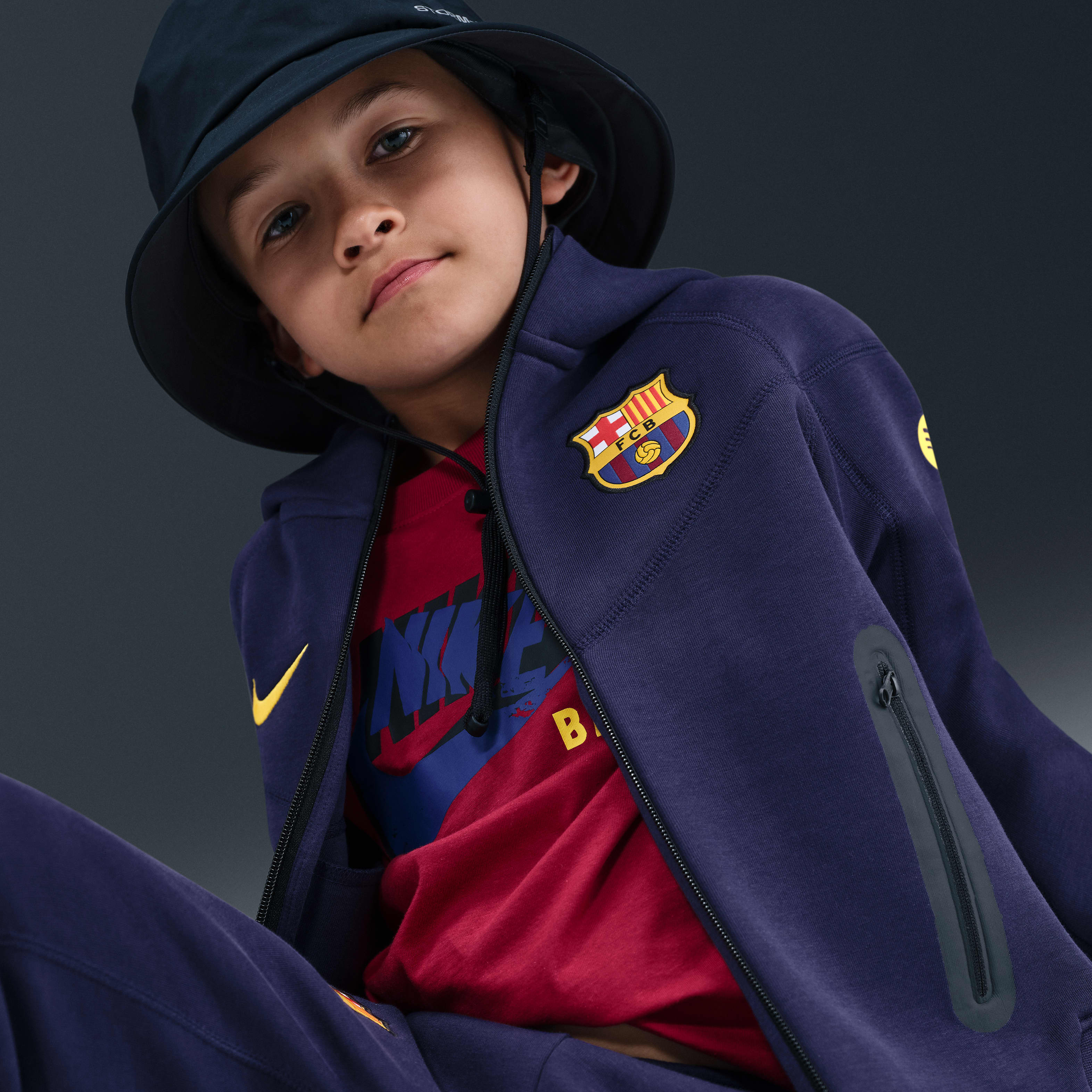 FC Barcelona Tech Big Kids' (Boys') Nike Soccer Fleece Full-Zip Hoodie
